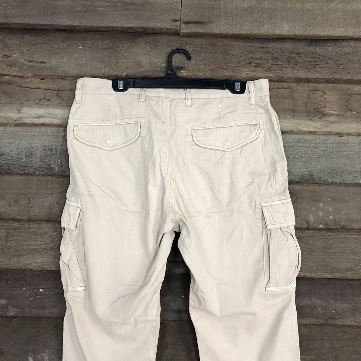 Japanese Brand Uniqlo Cream Multipocket Cargo Pants #3307 Size US 33 - 11 Thumbnail