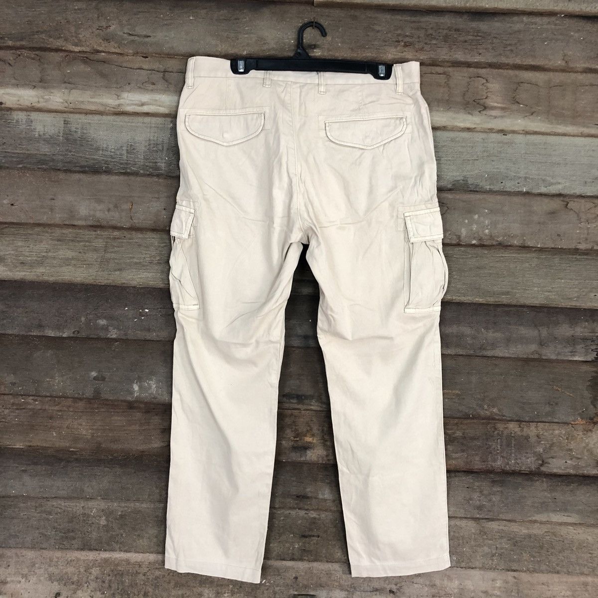 Japanese Brand Uniqlo Cream Multipocket Cargo Pants #3307 Size US 33 - 10 Thumbnail