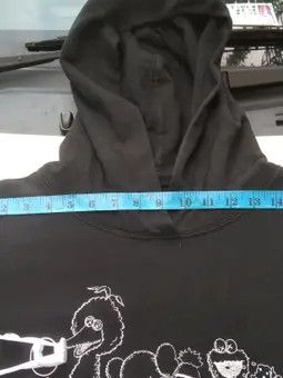 Kaws × Uniqlo VINTAGE KAWS x SASAME STREET SWEATSHIRT HOODIE Size US M / EU 48-50 / 2 - 10 Thumbnail