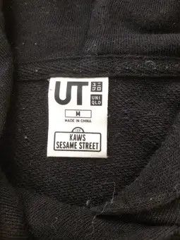 Kaws × Uniqlo VINTAGE KAWS x SASAME STREET SWEATSHIRT HOODIE Size US M / EU 48-50 / 2 - 4 Thumbnail