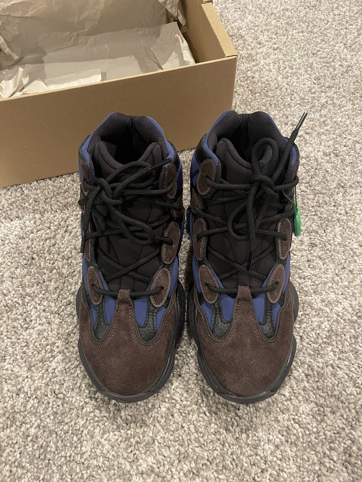 Adidas × Kanye West Yeezy 500 Tyrian Size US 8 / EU 41 - 6 Thumbnail