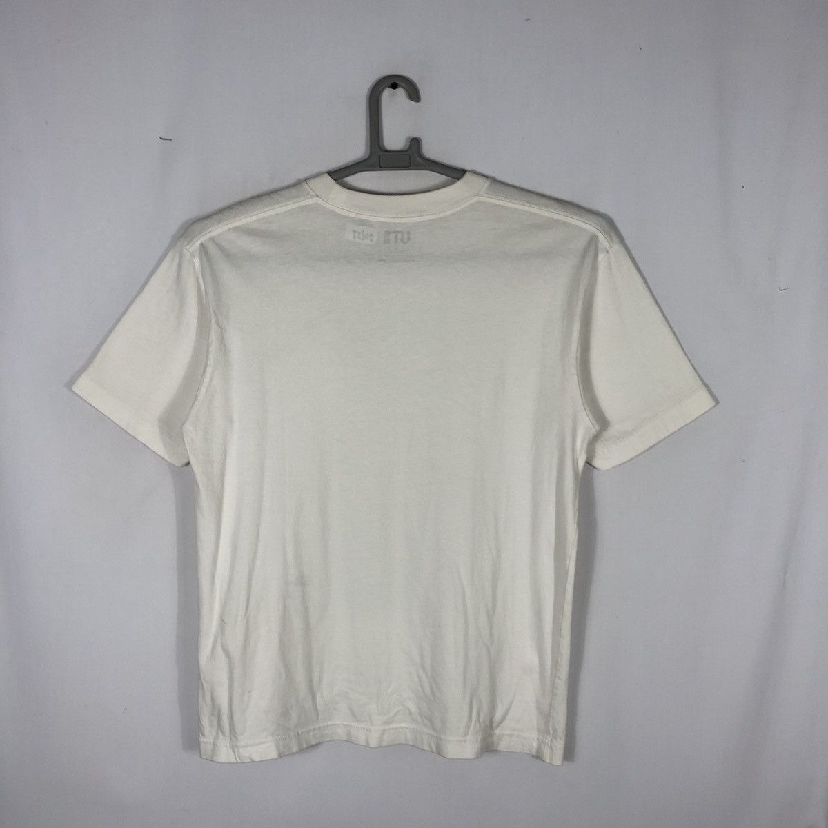 Band Tees × Joy Division × Uniqlo Joy Divison Unknown Pleasures Art By Peter Saville Tee Size US M / EU 48-50 / 2 - 5 Thumbnail