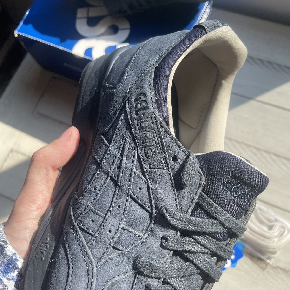 Asics 2016 UNiTED ARROWS & SONS GEL LYTE V 5 iNDiGO H6J2K5050 Size US 9 / EU 42 - 7 Thumbnail