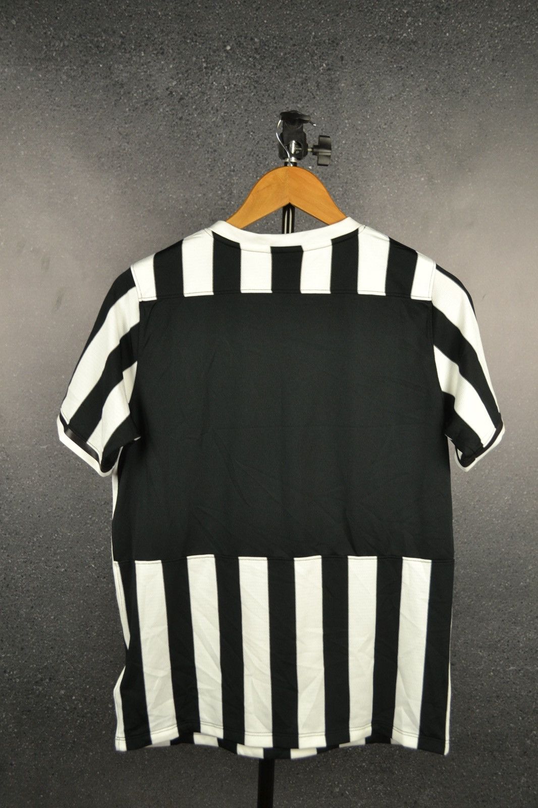 Nike Juventus 2013 home Nike soccer jersey Size US XS / EU 42 / 0 - 2 Thumbnail