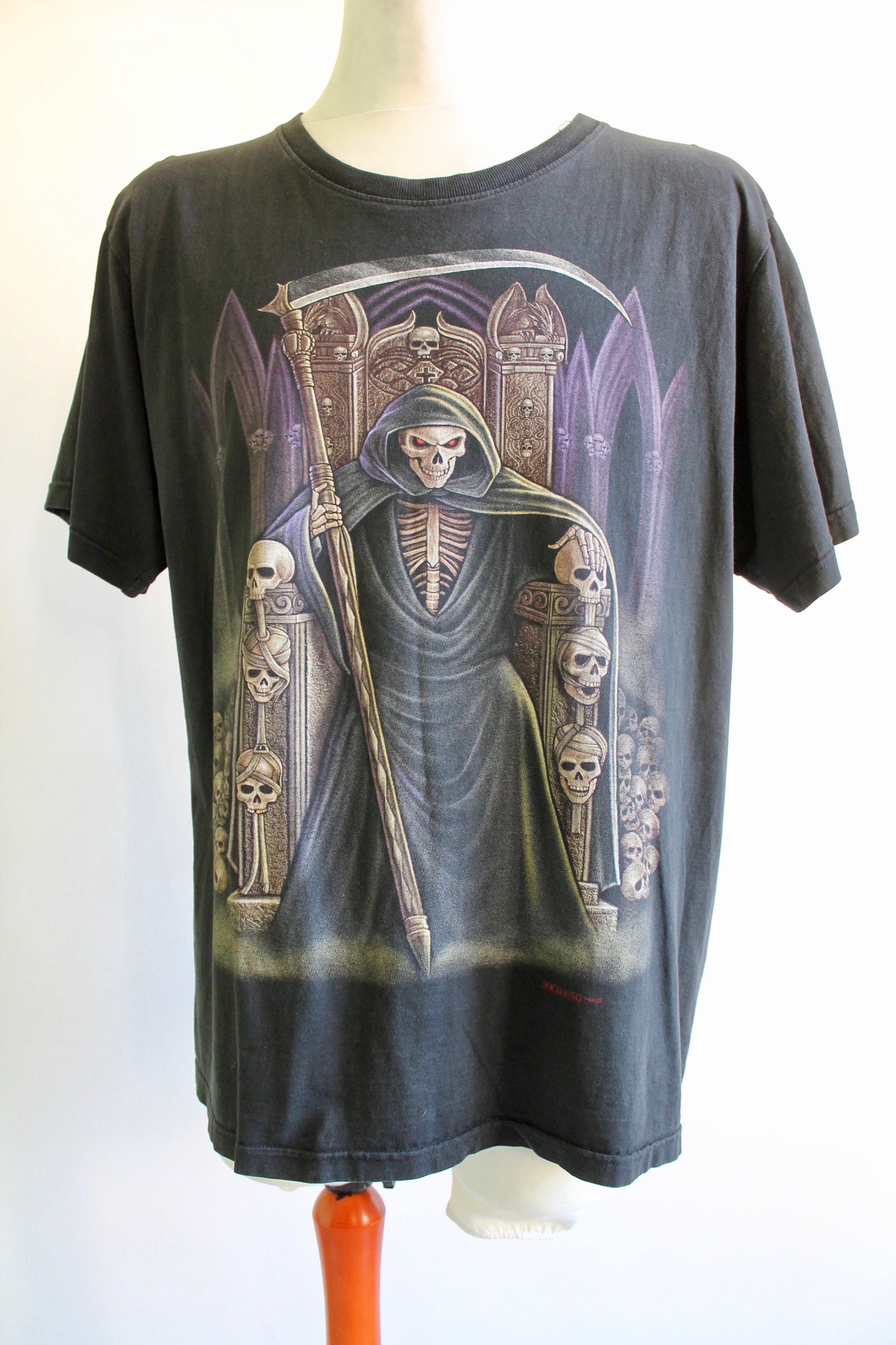 Vintage VINTAGE Rockvolutin Skulls t Shirt streetwear death Size US XL / EU 56 / 4 - 1 Thumbnail