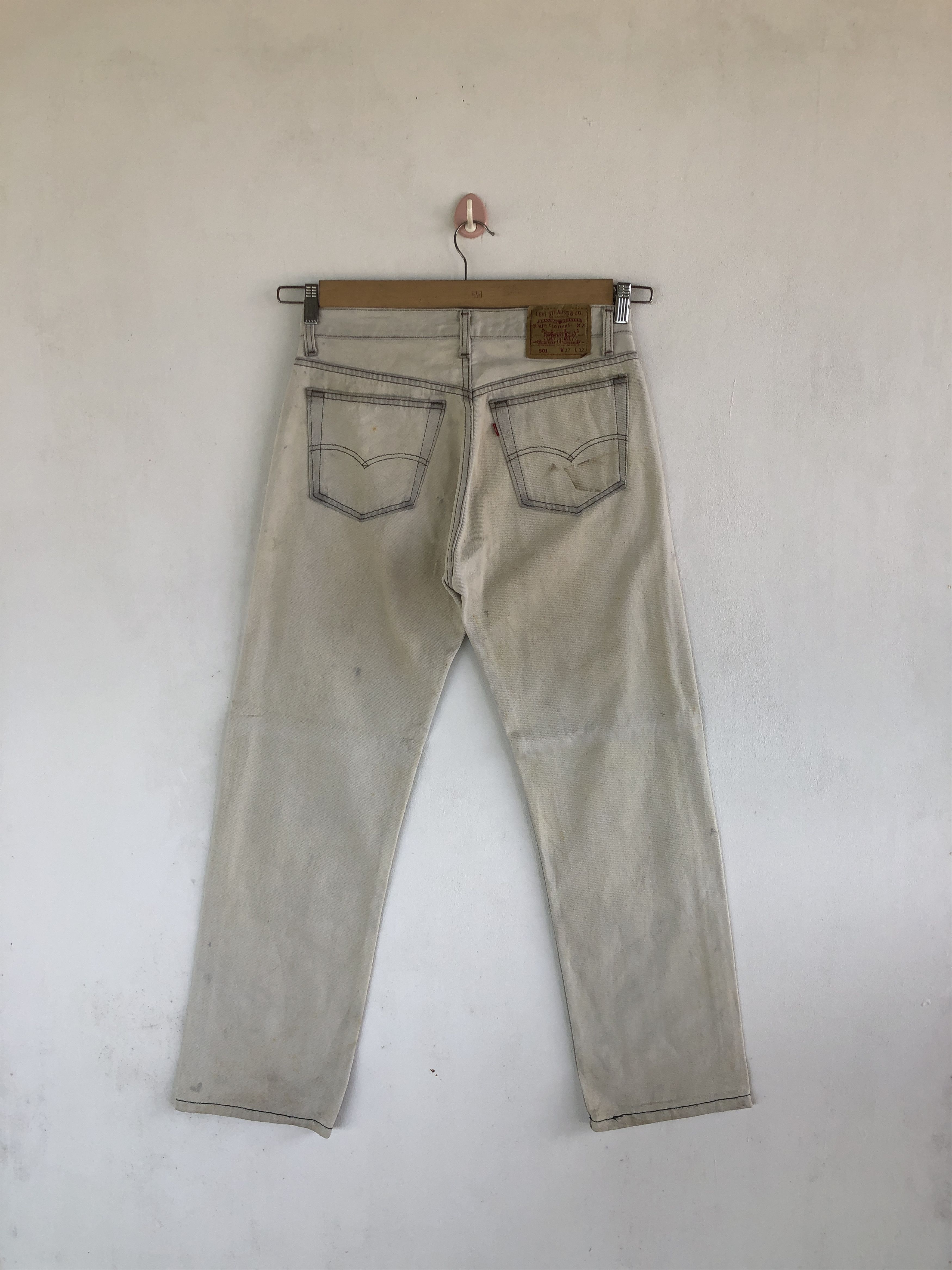 Levi's Vintage Levis 501 Light Wash Jeans Levi's Sun Faded Denim Size US 30 / EU 46 - 2 Thumbnail