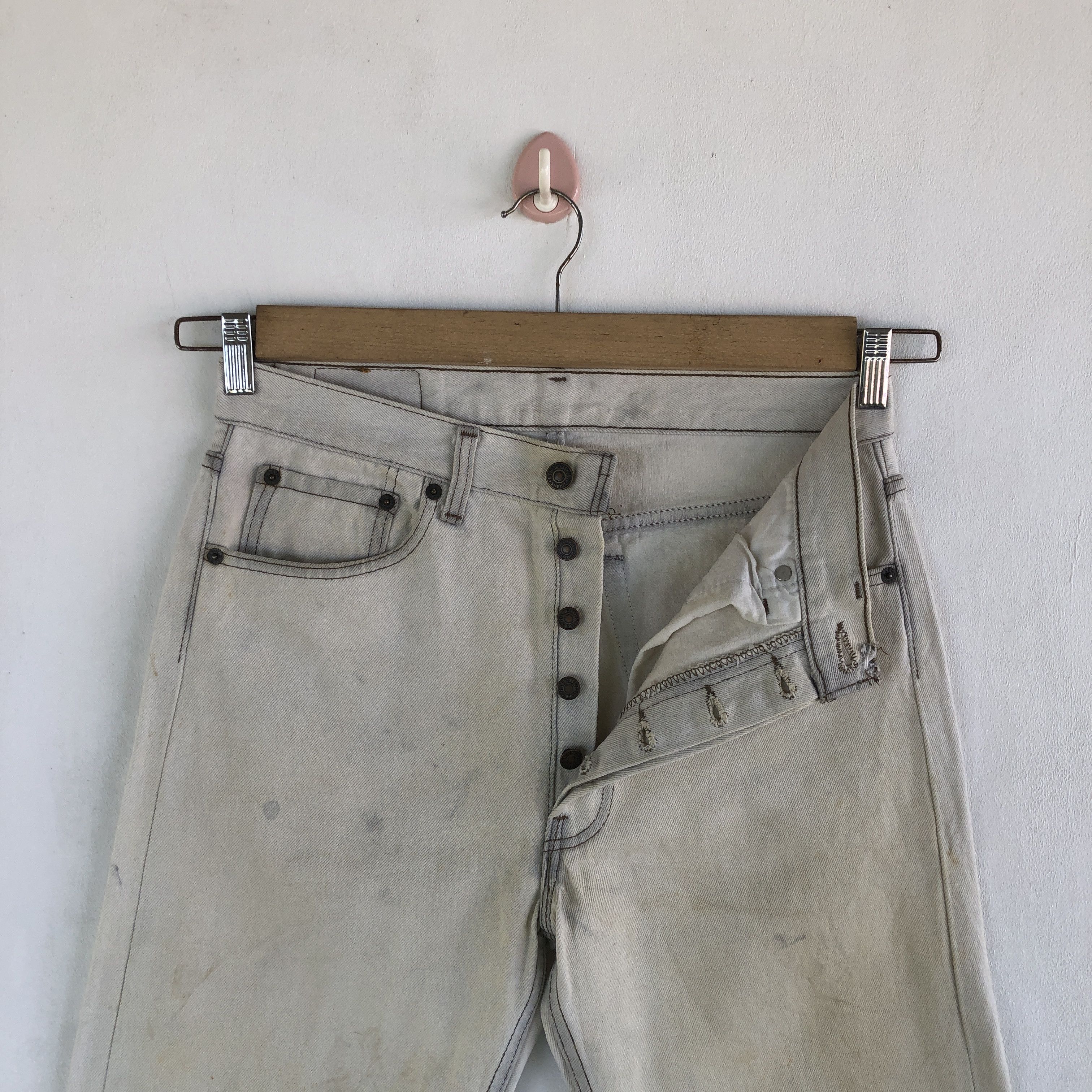 Levi's Vintage Levis 501 Light Wash Jeans Levi's Sun Faded Denim Size US 30 / EU 46 - 8 Thumbnail