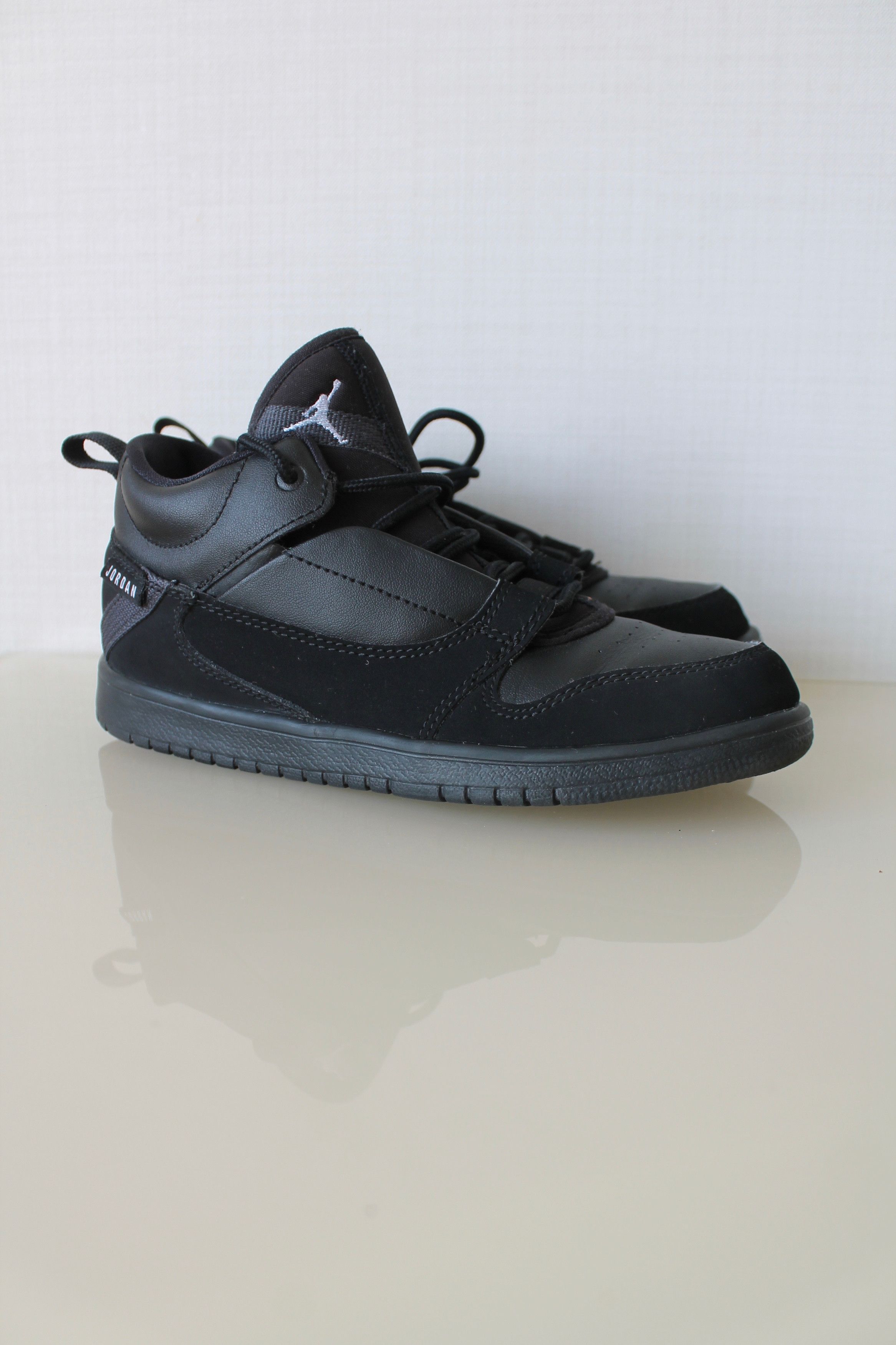 Jordan Brand Jordan Fadeaway GS 'Black Anthracite' Size US 5 / IT 35 - 1 Thumbnail