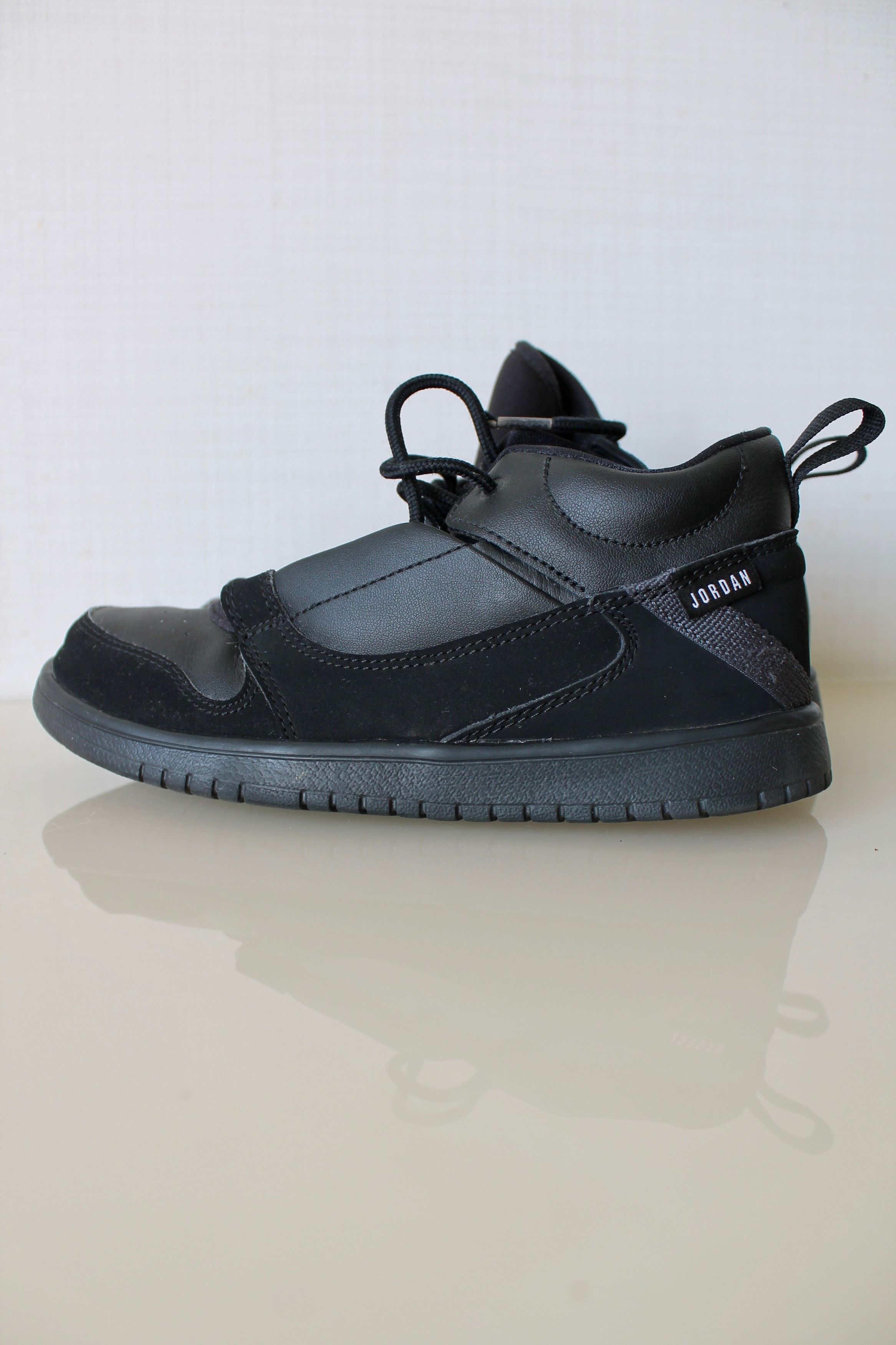 Jordan Brand Jordan Fadeaway GS 'Black Anthracite' Size US 5 / IT 35 - 3 Thumbnail