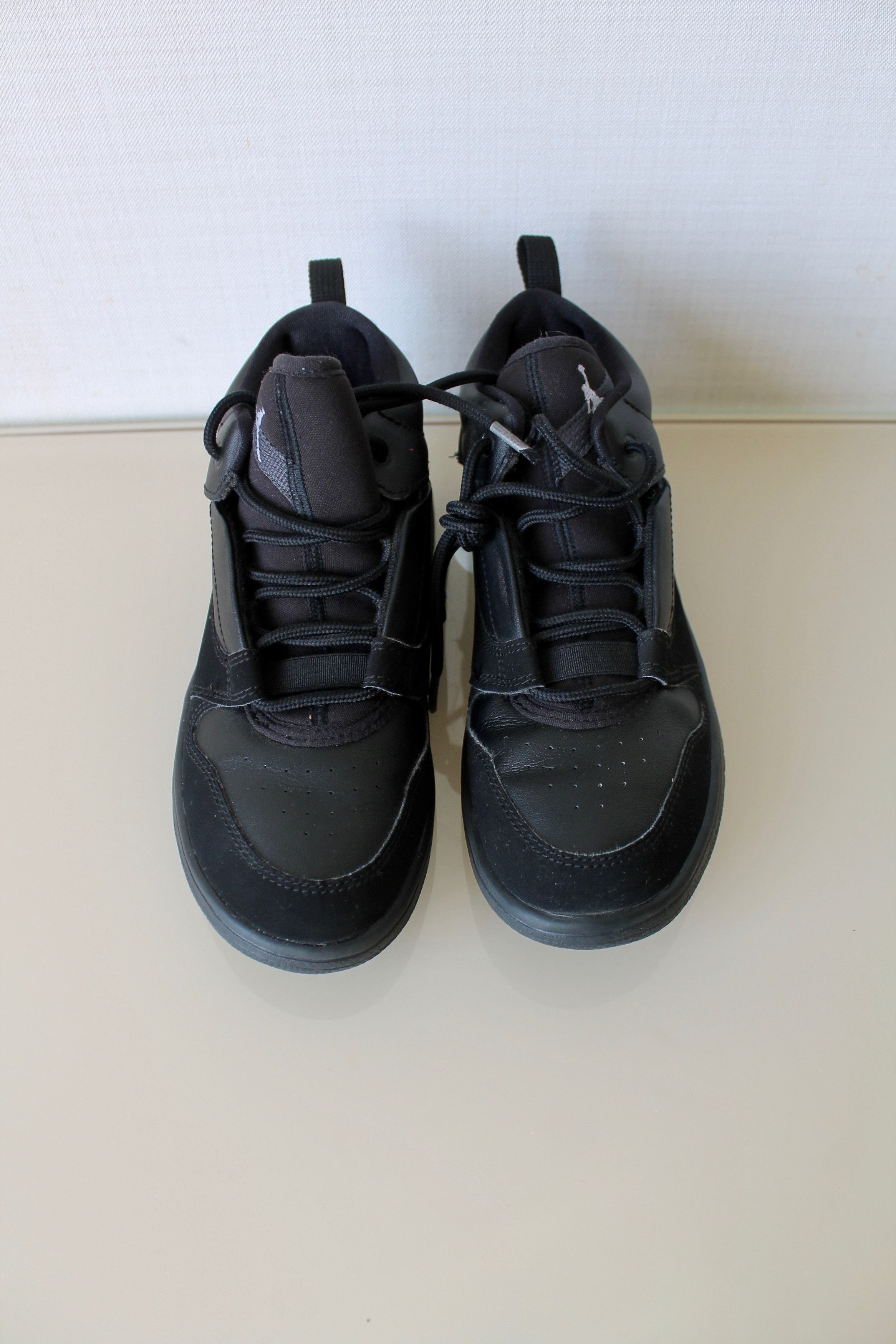 Jordan Brand Jordan Fadeaway GS 'Black Anthracite' Size US 5 / IT 35 - 2 Thumbnail