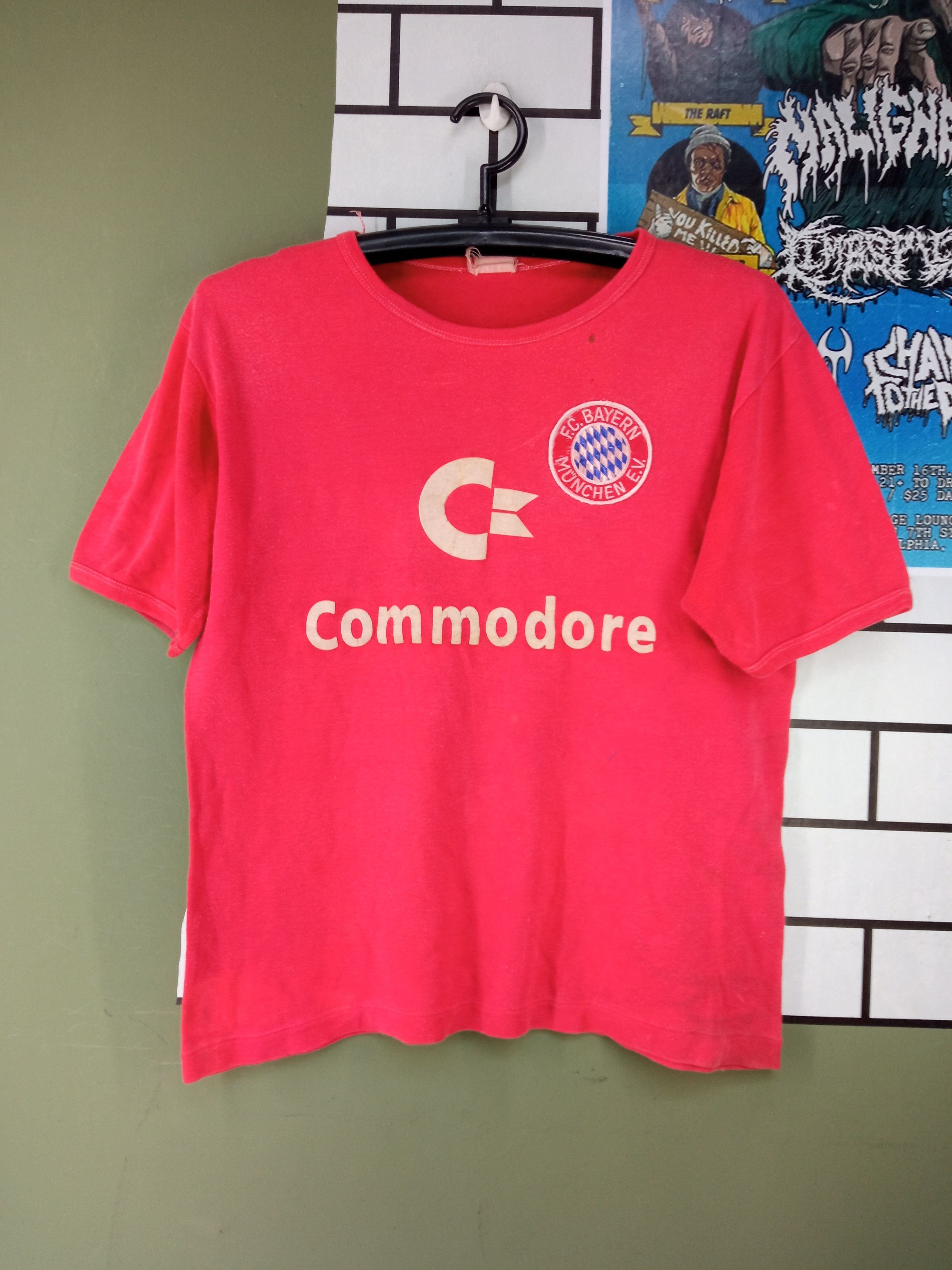 Bayern Munich football club vintage t shirt men size L.
