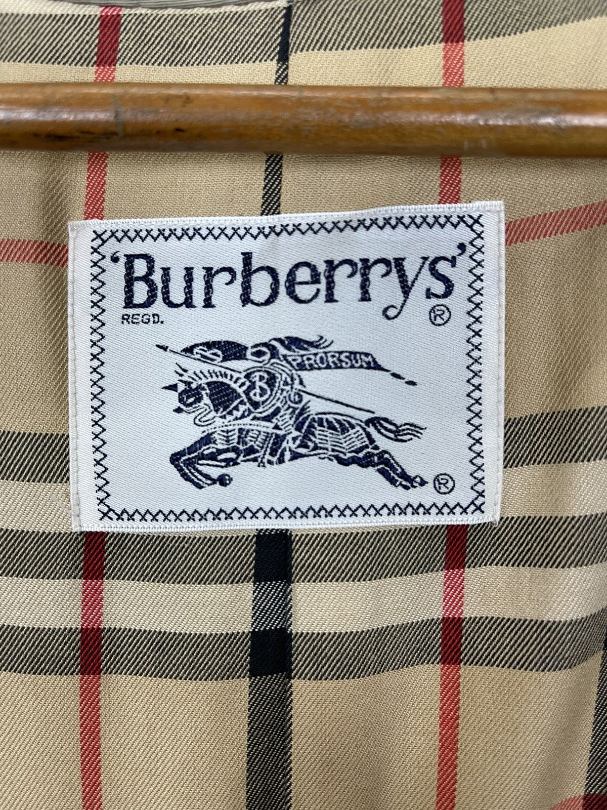Burberry BURBERRY NOVA CHECK TRENCH COAT Size S / US 4 / IT 40 - 16 Thumbnail