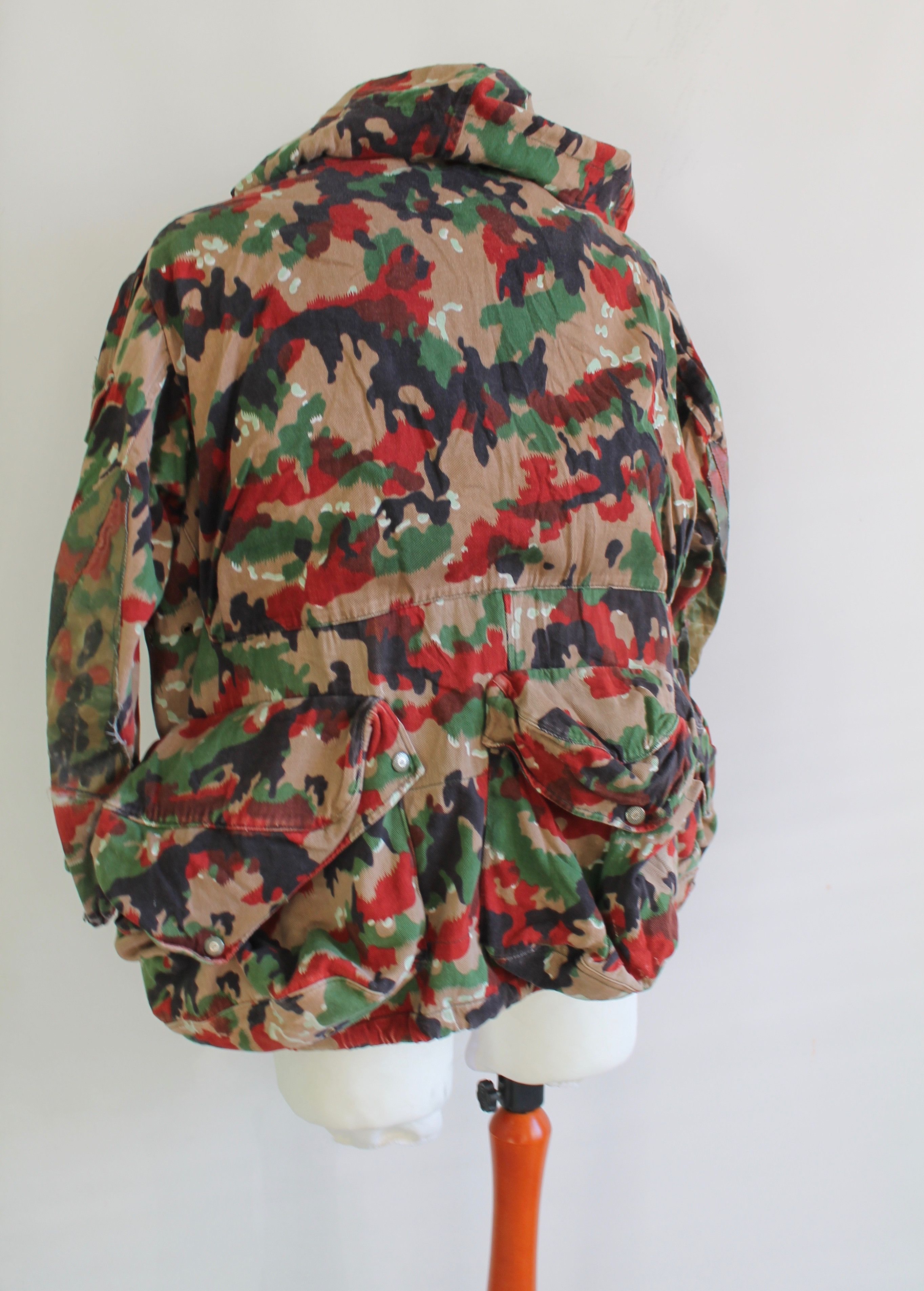 Vintage 70's - 80's Swiss Military Multi Pocket Camo Jacket Hooded Size US M / EU 48-50 / 2 - 5 Thumbnail