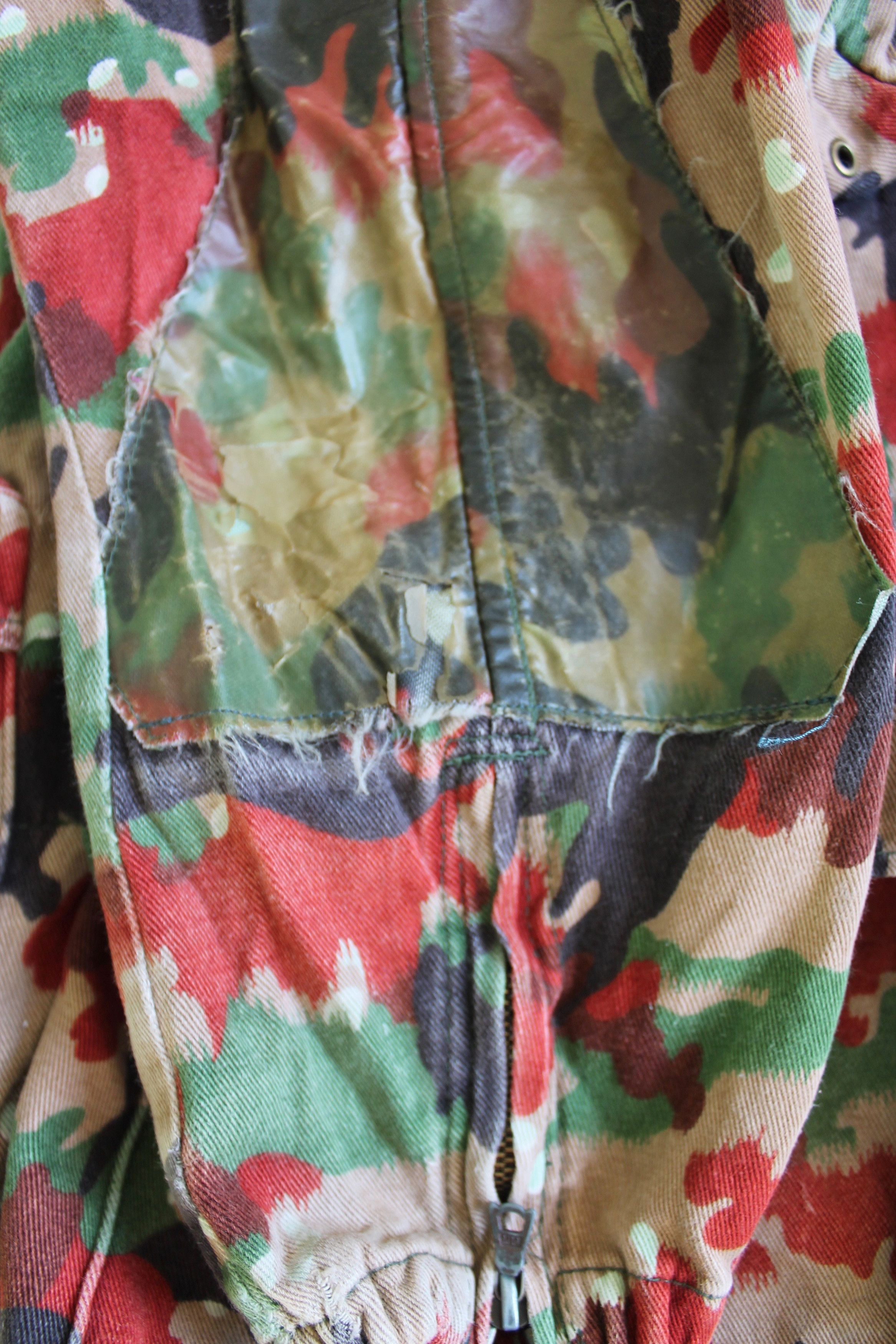 Vintage 70's - 80's Swiss Military Multi Pocket Camo Jacket Hooded Size US M / EU 48-50 / 2 - 17 Thumbnail
