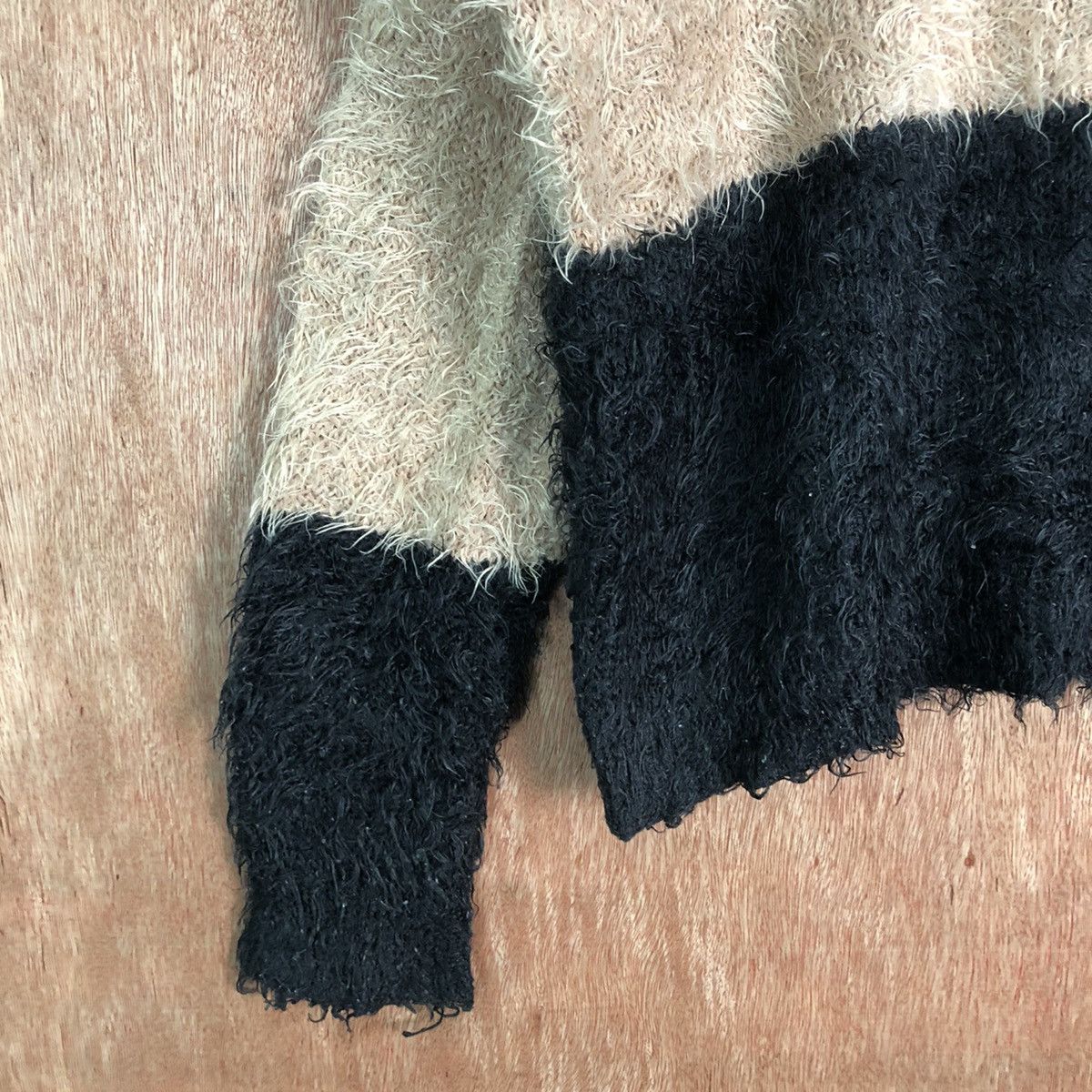 Hypebeast × Japanese Brand Elvence japan 2 tone Shag Shaggy Fur Mohair Knitwear #6490 Size L / US 10 / IT 46 - 4 Thumbnail