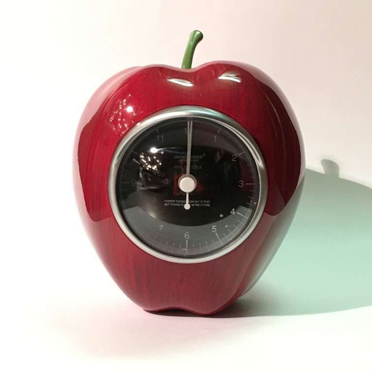 UNDERCOVER APPLE CLOCK