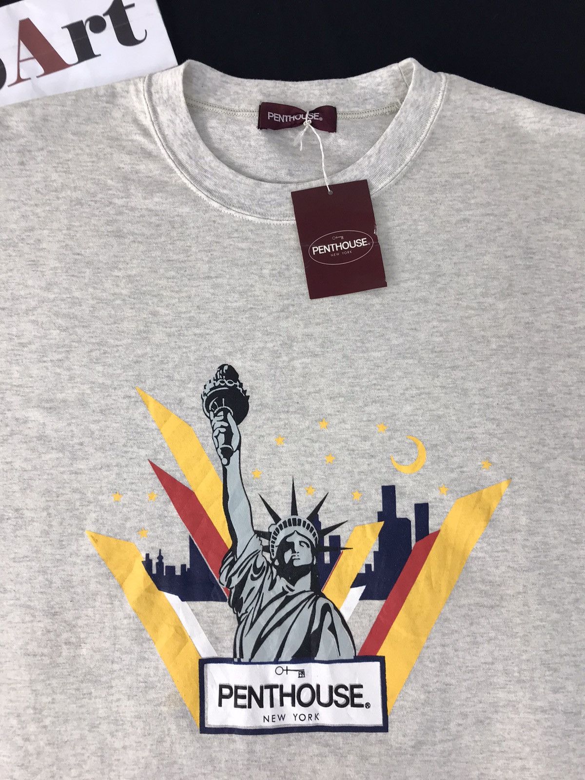 Vintage Vintage Penthouse Graphic New York Tee Size US L / EU 52-54 / 3 - 4 Thumbnail