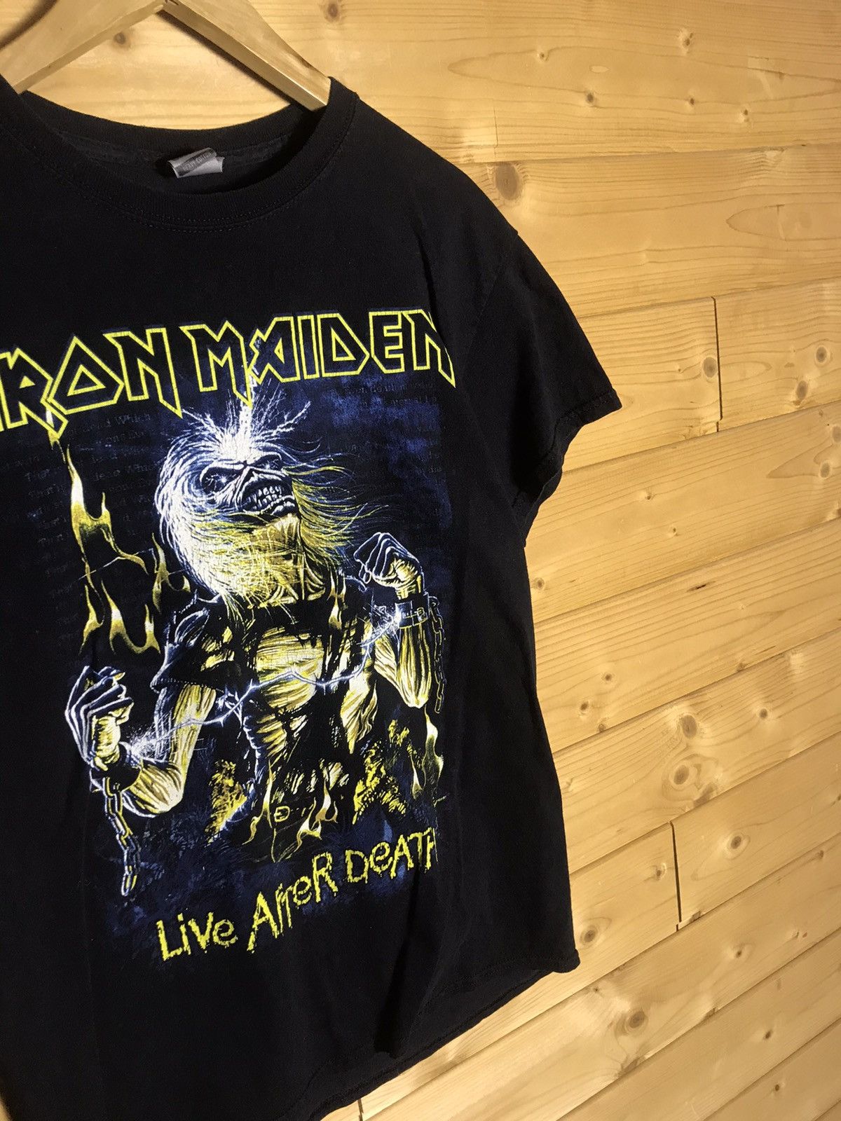 Vintage Iron Maiden band t-shirt Size US M / EU 48-50 / 2 - 3 Thumbnail