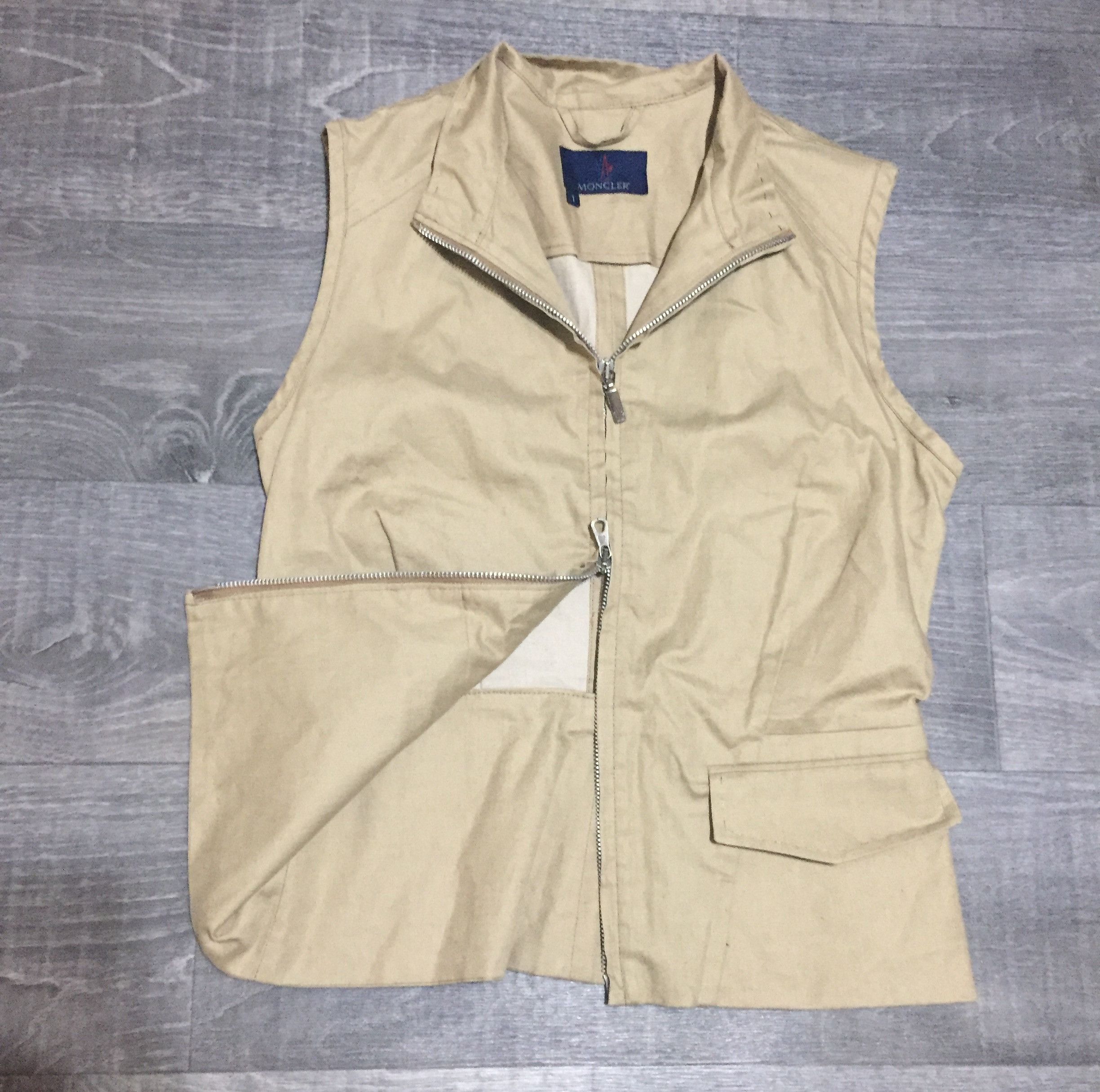 Moncler Grenoble Women's Moncler Vintage Beige Formal Cotton Linen Zip Vest Size S / US 4 / IT 40 - 2 Thumbnail