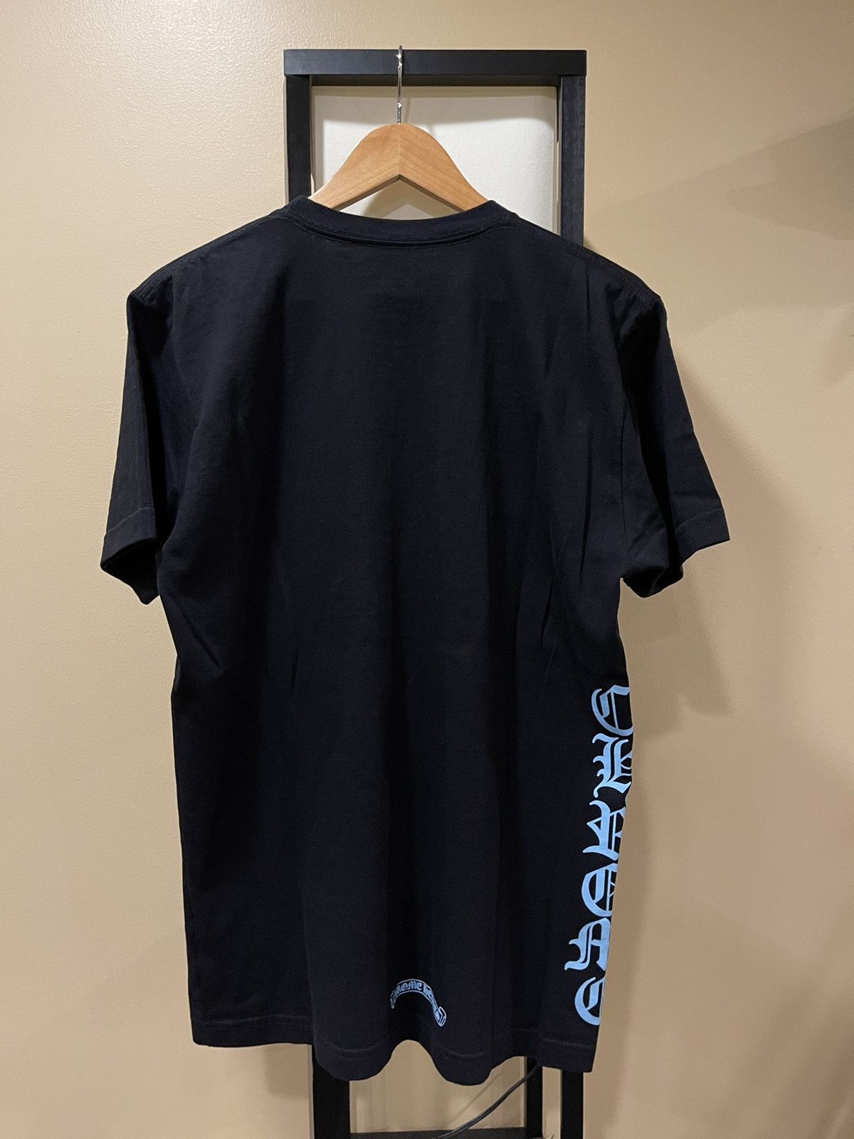 Chrome Hearts Chrome Hearts Black Pocket Tee Blue Script Neck Logo ...