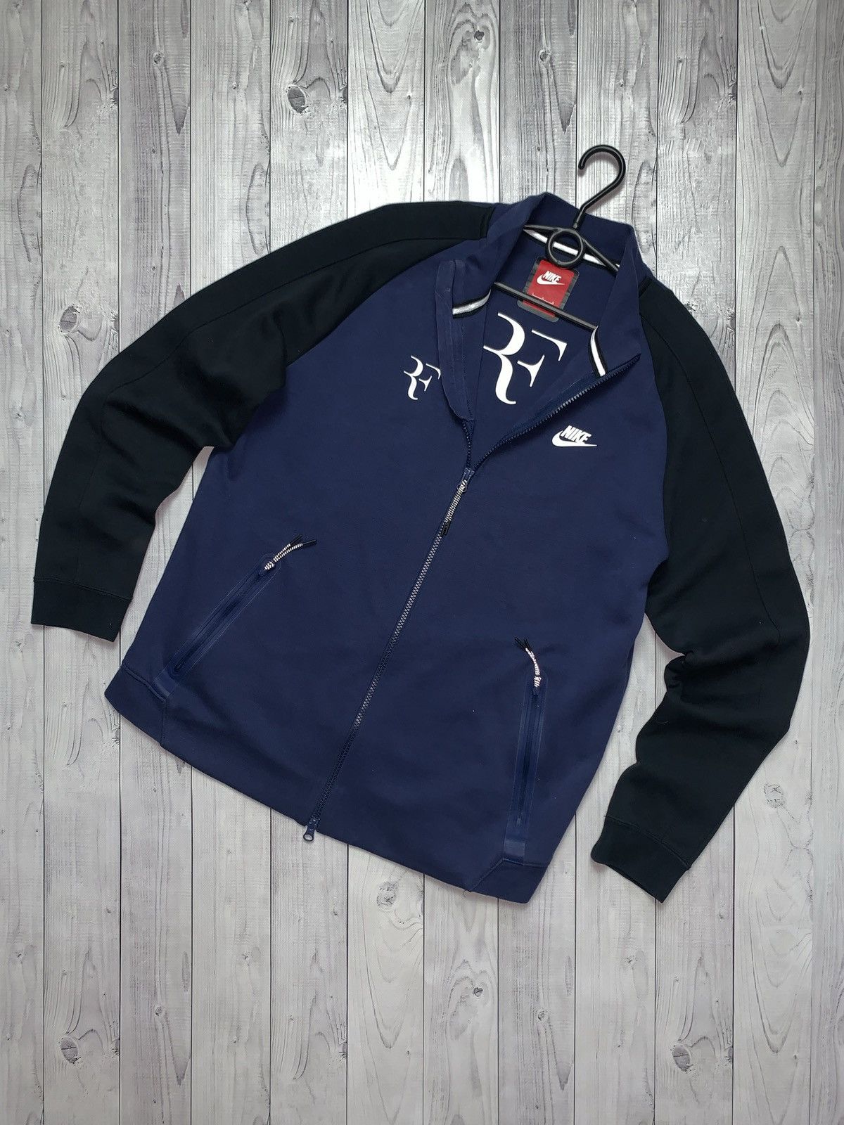 Nike Roger Federer Nike Tech Fleece size L rare Size US L / EU 52-54 / 3 - 1 Thumbnail