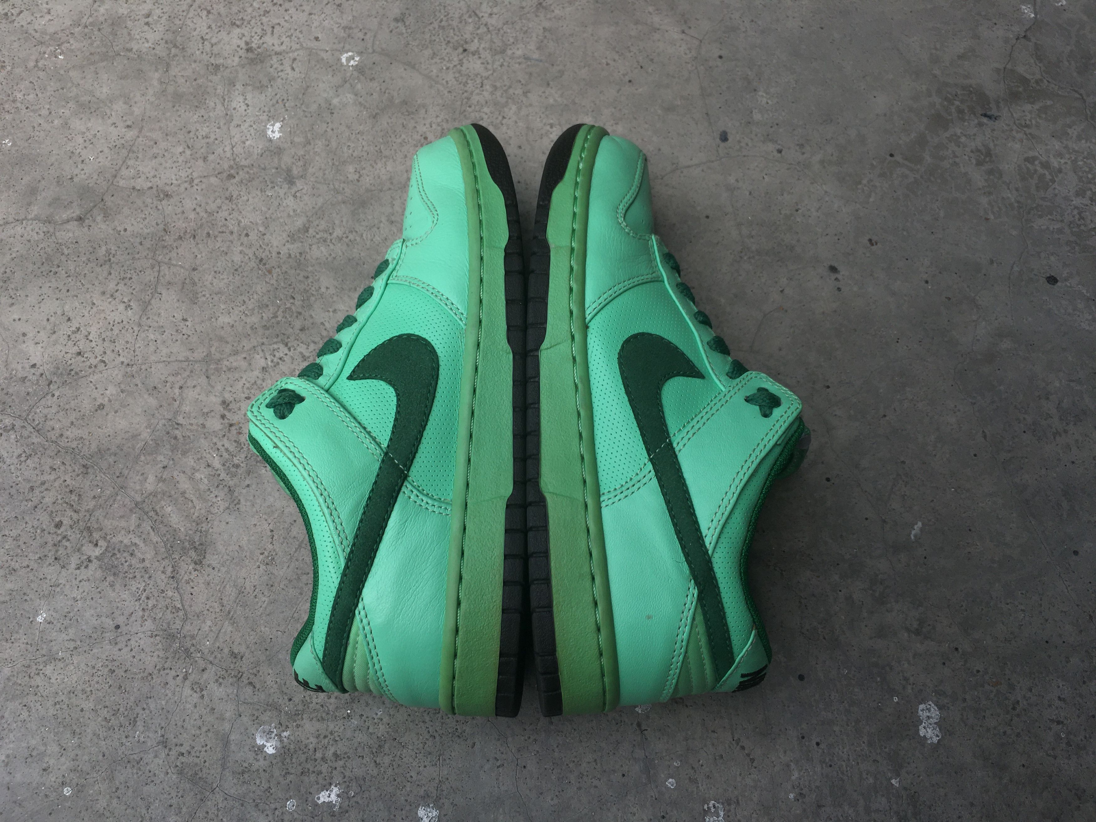 Nike Nike Dunk Low Premium QS Basic Olympic Tourmaline 2008 Wmns Size US 7.5 / IT 37.5 - 6 Thumbnail