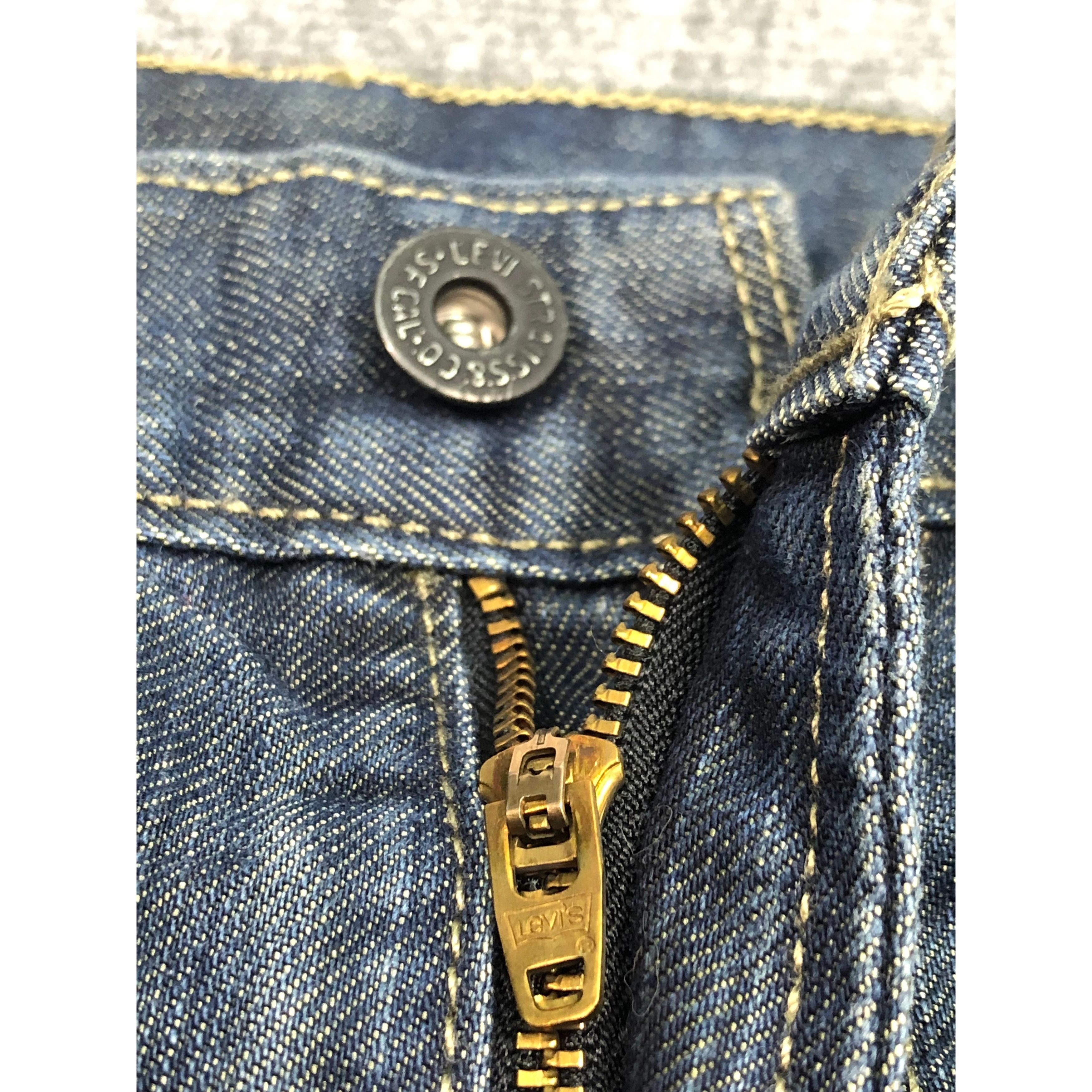 Levi's Vintage Levis 514 Blue Denim Jeans DP0206 Size US 27 - 7 Thumbnail