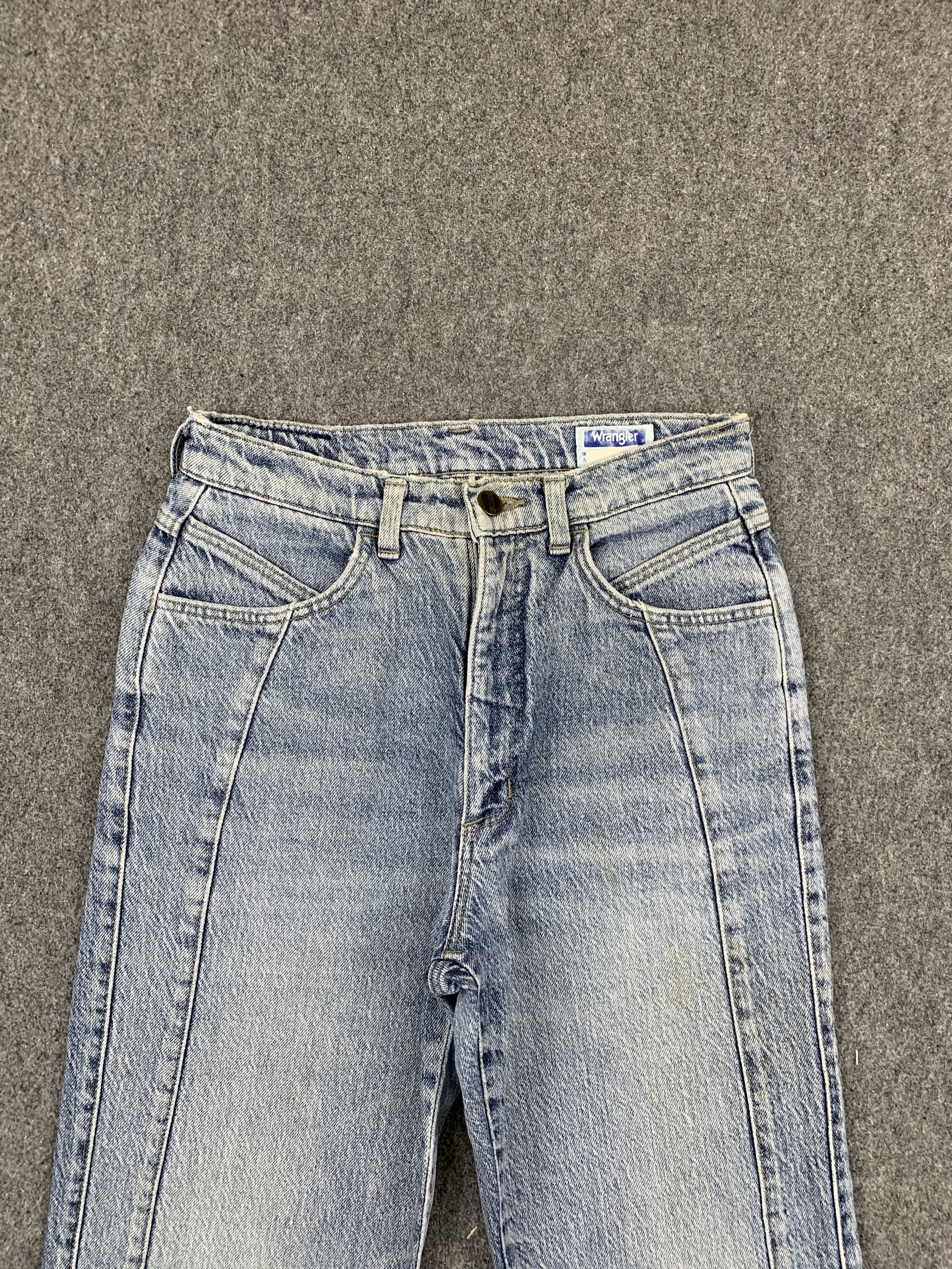Vintage Vintage Wrangler Blue Light Wash Jeans DP1817 Size US 27 - 2 Thumbnail