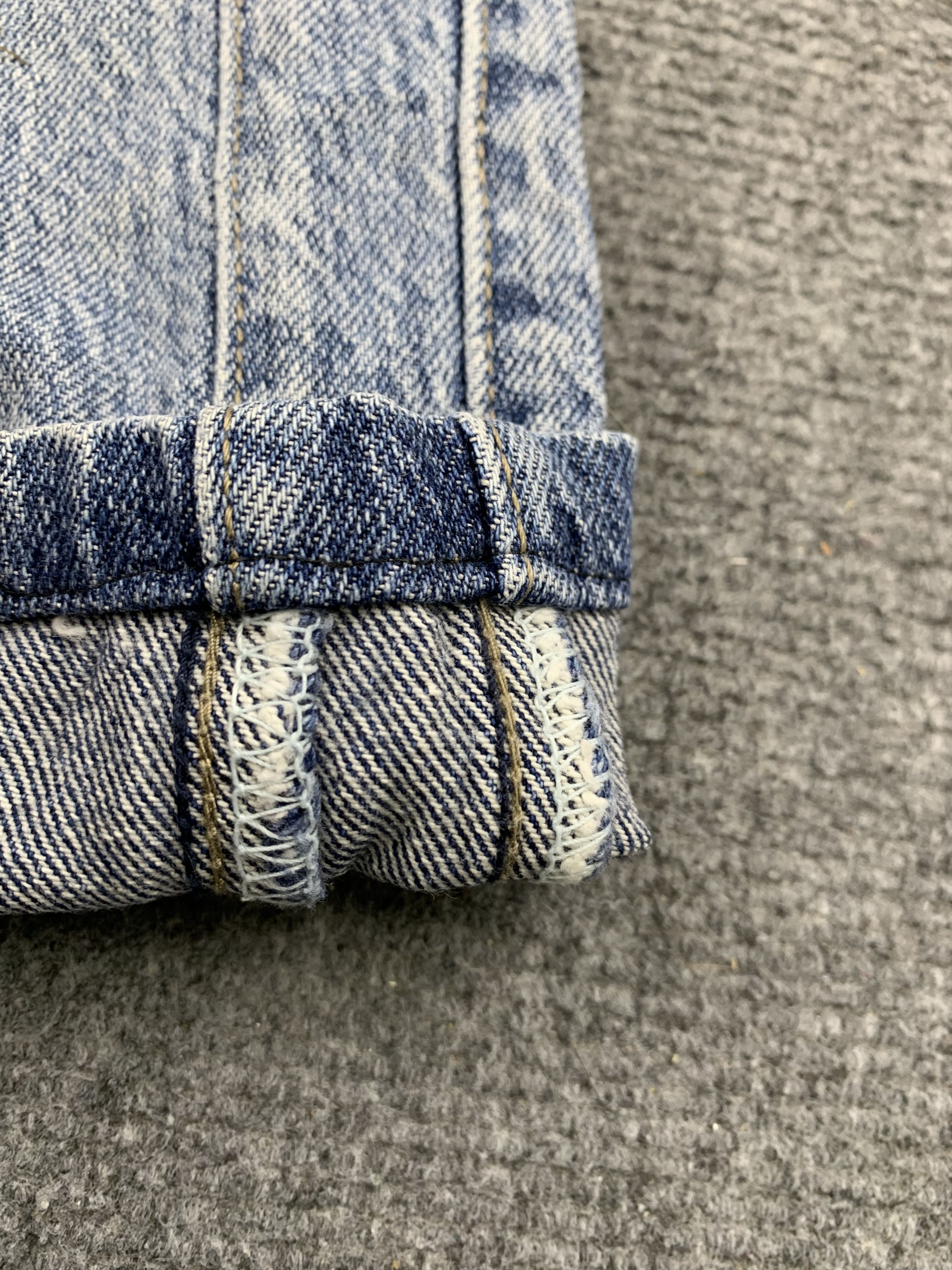 Vintage Vintage Wrangler Blue Light Wash Jeans DP1817 Size US 27 - 9 Thumbnail