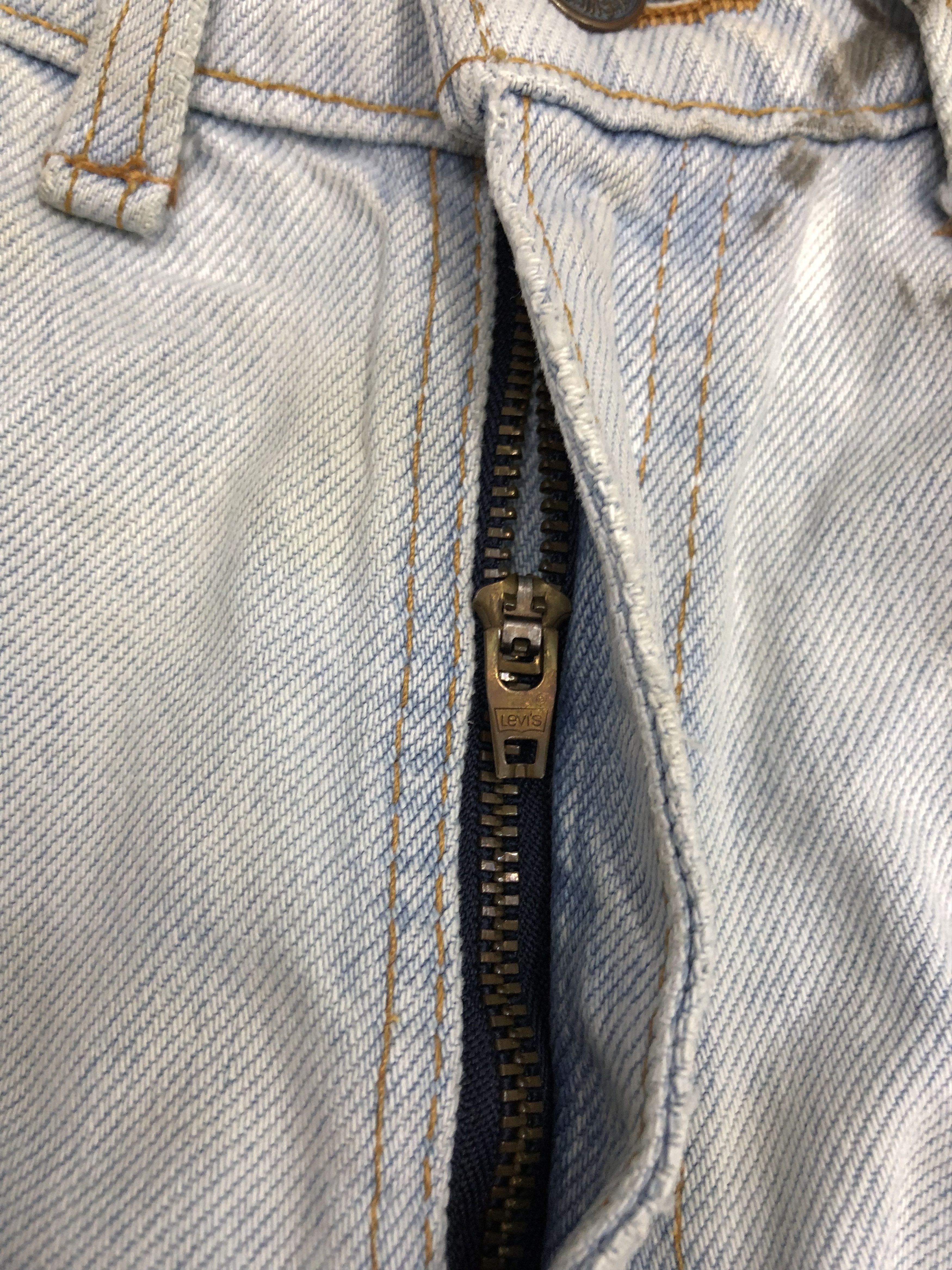 Levi's Vintage Levis 505 Sun Faded Jeans DP0939 Size US 27 - 11 Thumbnail