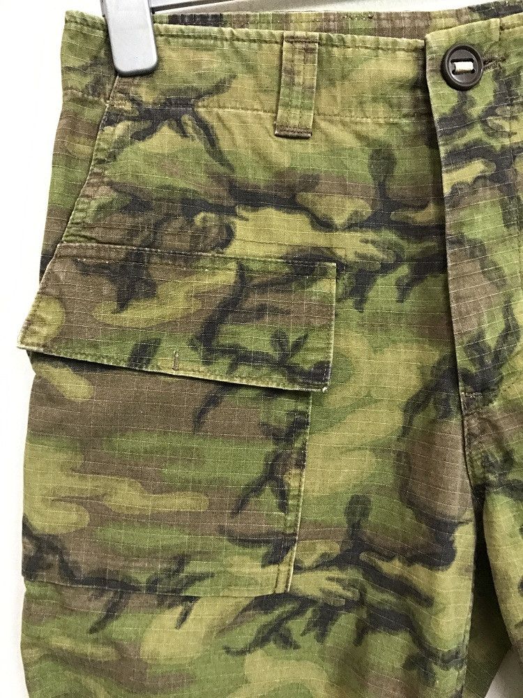 Spellbound Vintage Spellbound Japan Erdl Camo Ripstop Military Short Size US 30 / EU 46 - 2 Thumbnail