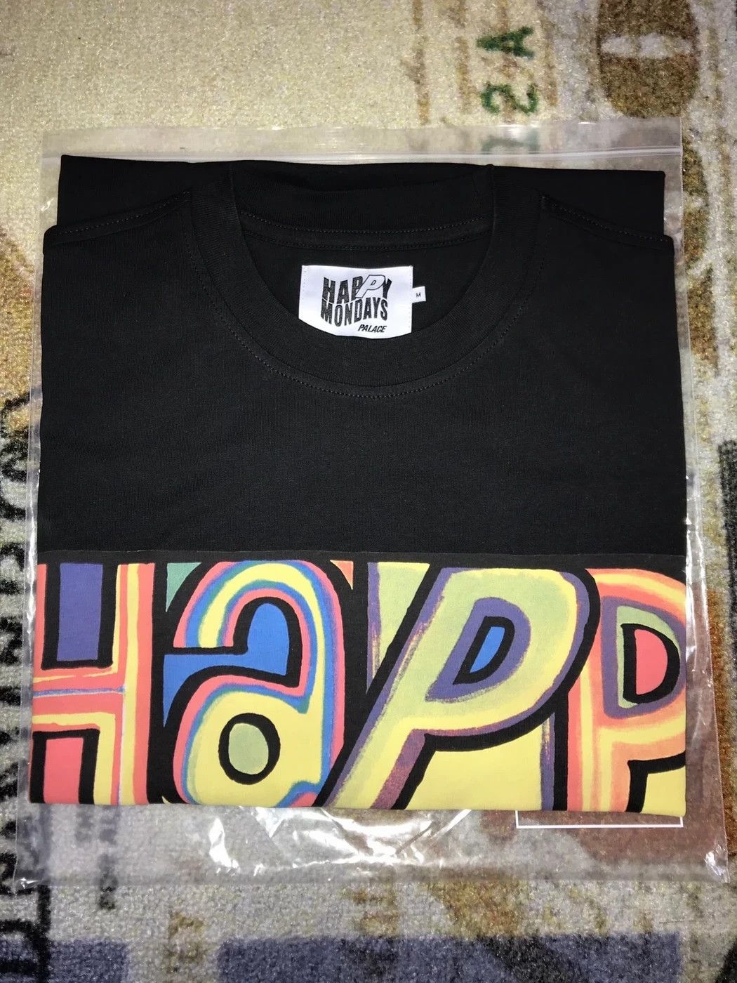 Palace Happy Mondays Cover T-Shirt Size US M / EU 48-50 / 2 - 2 Thumbnail