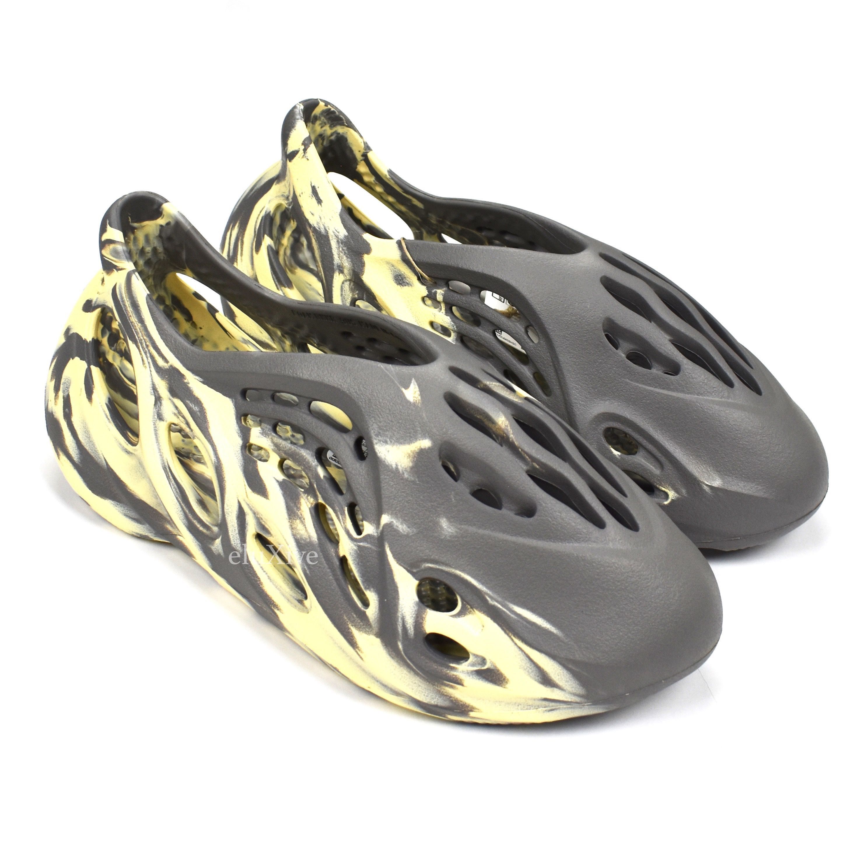 Adidas Kanye West Yeezy Foam RNNR (Moon) DS