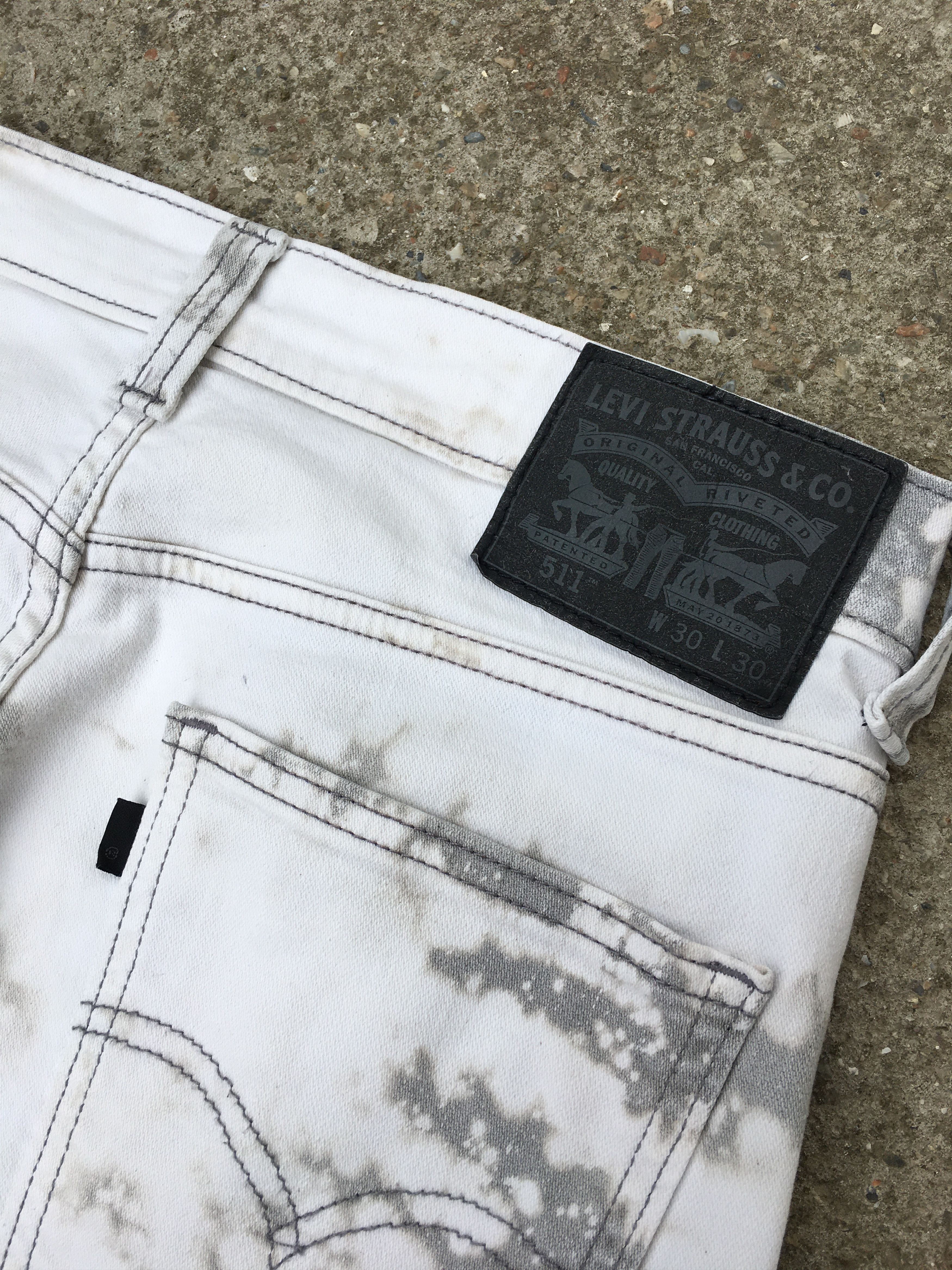 Levi's Levi's Custom Bleach Dye White Gray Jeans Pants Size 30x30 Size US 30 / EU 46 - 8 Thumbnail