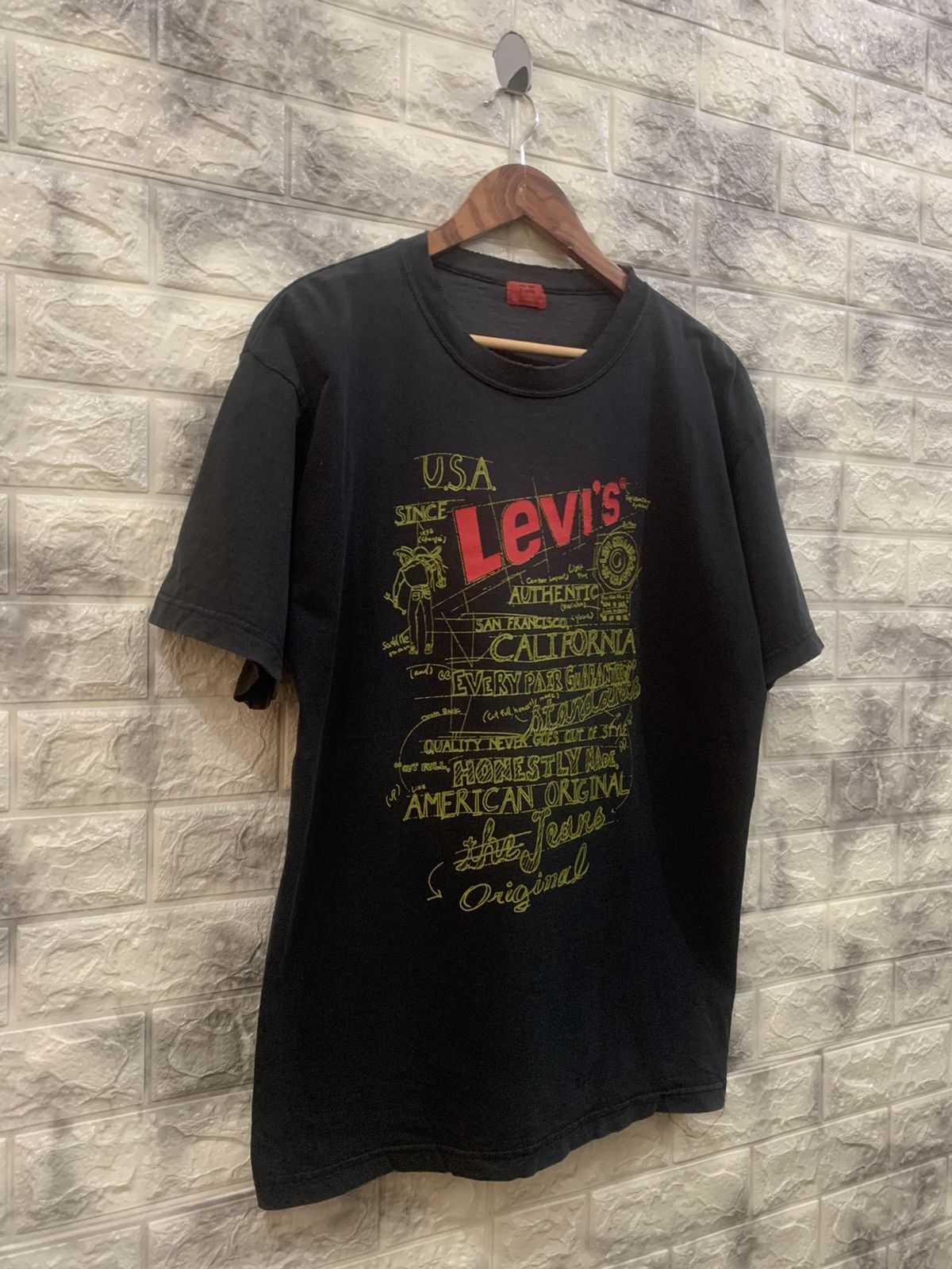 Levi's Vintage Levi’s Red Tab tees Size US XL / EU 56 / 4 - 2 Thumbnail
