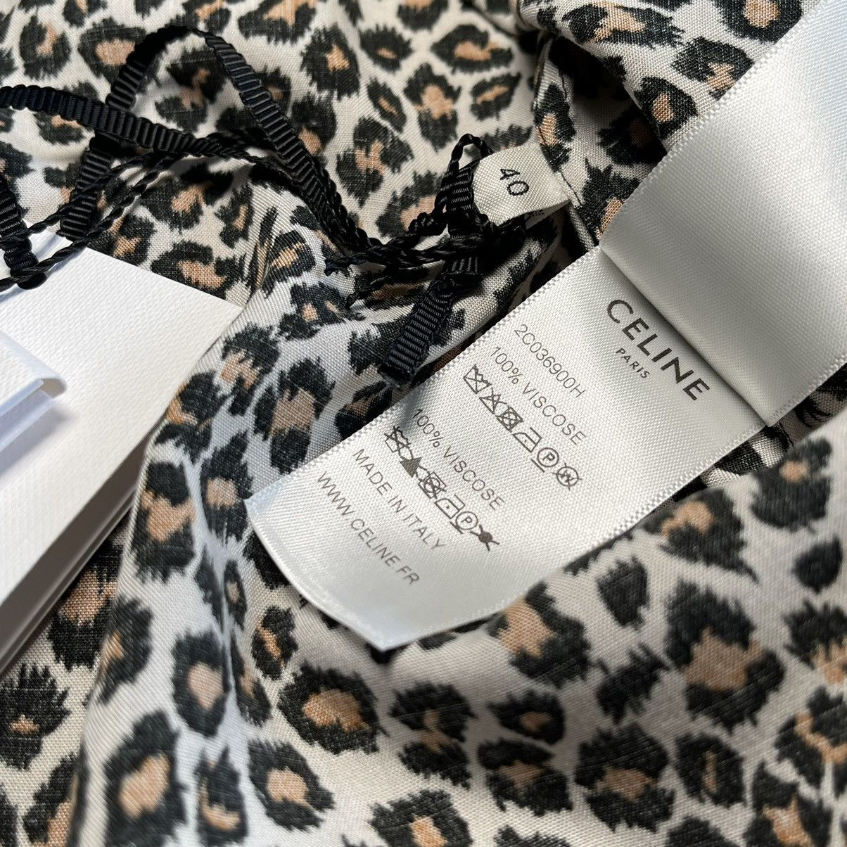 Celine × Hedi Slimane CELINE BY HEDI SLIMANE “FW19 BABY CAT PRINT HAWAIIAN SHIRT” Size US L / EU 52-54 / 3 - 5 Thumbnail