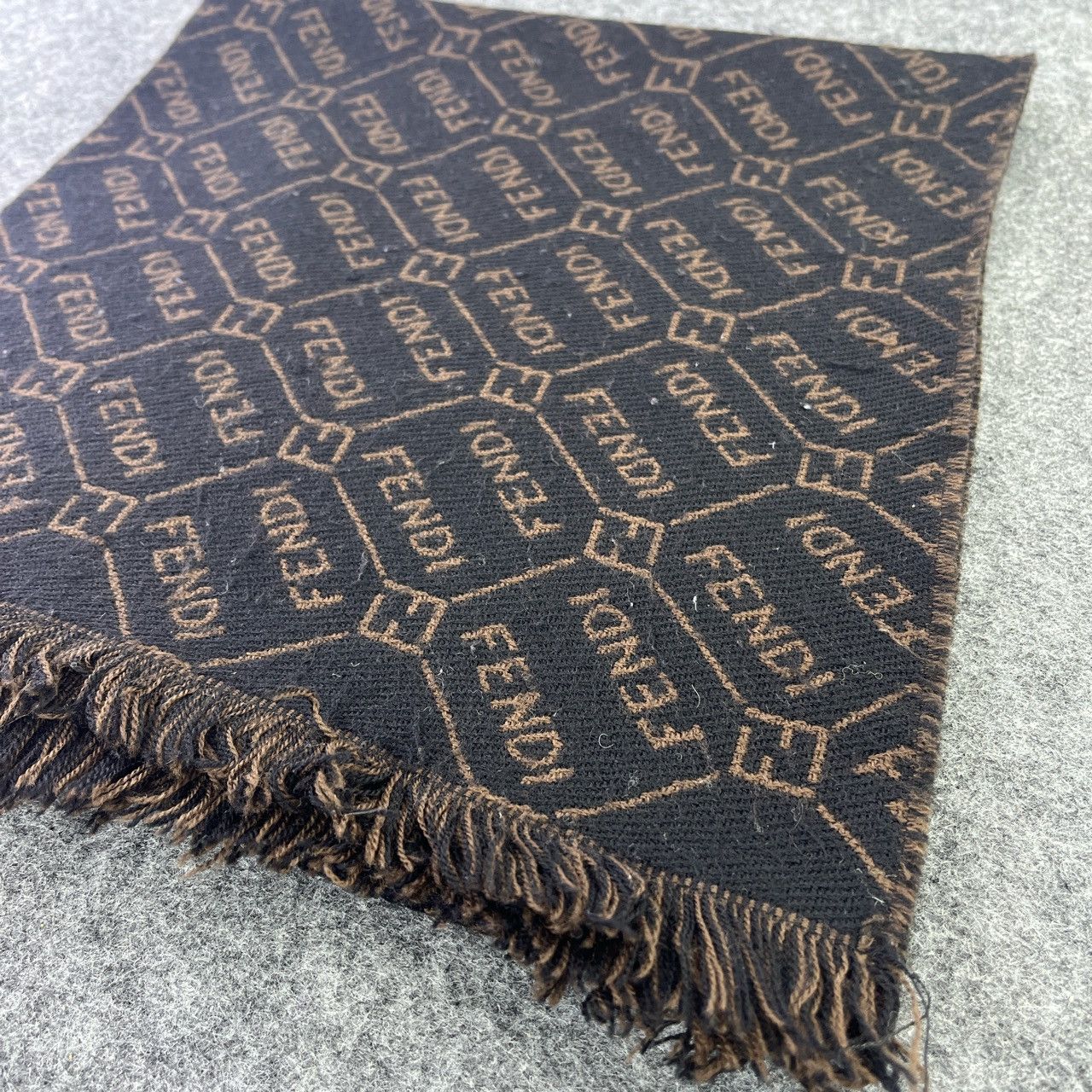 Vintage Tag Missing Fendi Scarf / Muffler / Neckwear T683 Size ONE SIZE - 5 Thumbnail