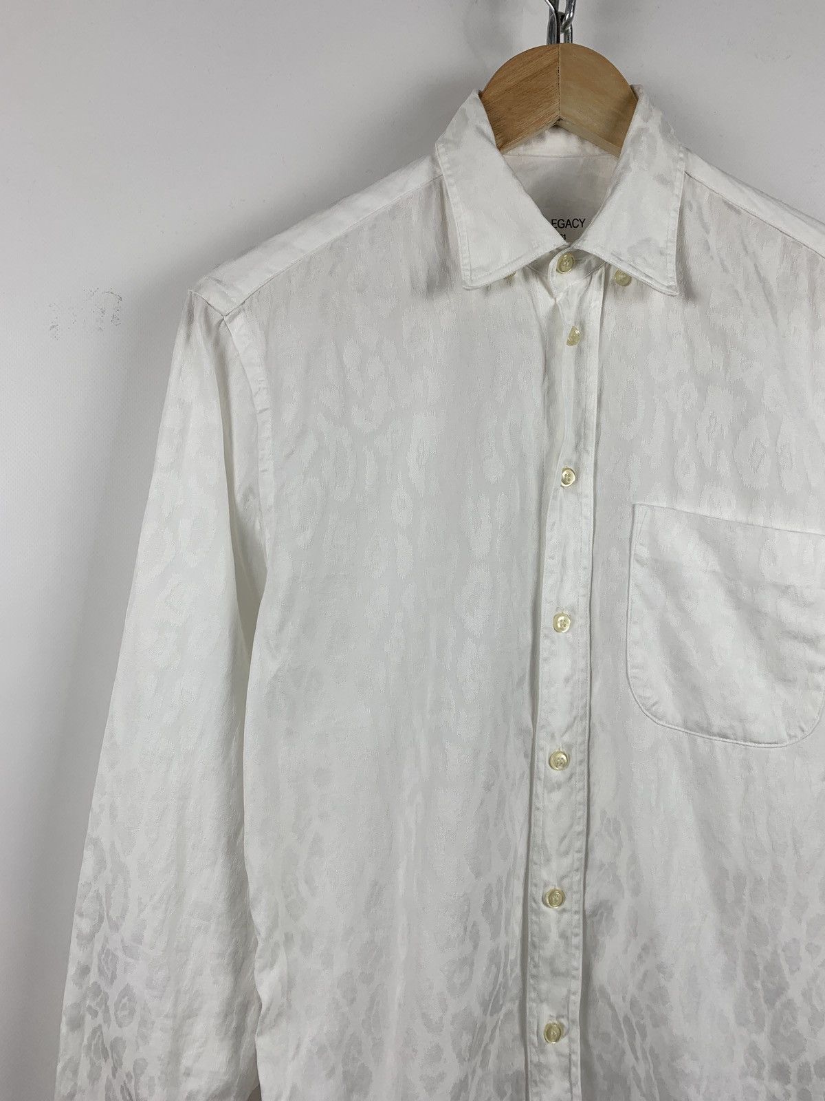 Our Legacy Our Legacy White Leopard Print Long Sleeve Shirt Size US S / EU 44-46 / 1 - 5 Thumbnail