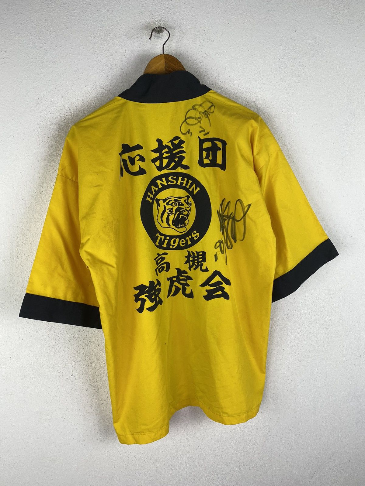 Japanese Brand × Vintage 🔥DHL SHIPPING🔥HANSHIN TIGERS KIMONO WITH PLAYER SIGNATURE Size US L / EU 52-54 / 3 - 3 Thumbnail