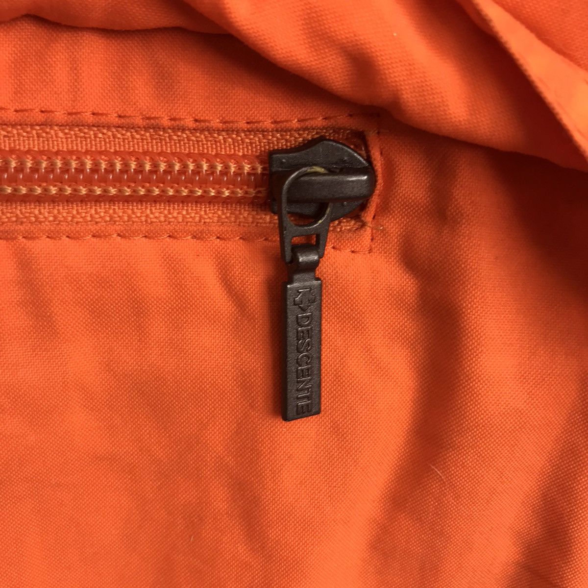 Descente Vintage DESCENTE Ski Hiking Oversize Orange Bomber Jacket Size US L / EU 52-54 / 3 - 4 Thumbnail