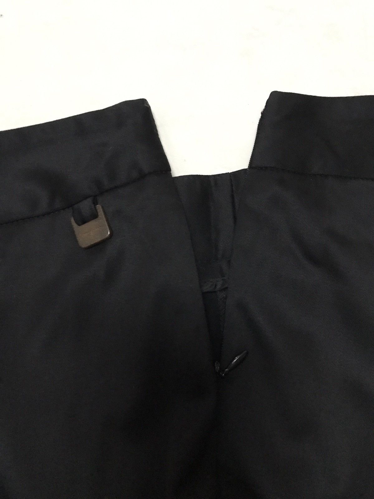 Salvatore Ferragamo Salvatore Ferragamo Made in Italy casual pant Size US 30 / EU 46 - 8 Thumbnail