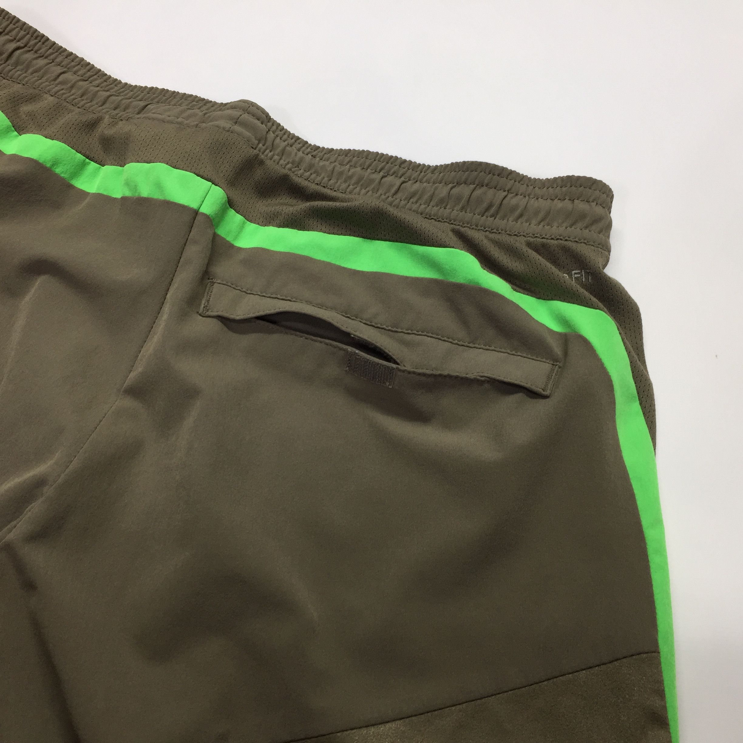 Nike Nike Fit Mens Shorts Size US 34 / EU 50 - 10 Thumbnail