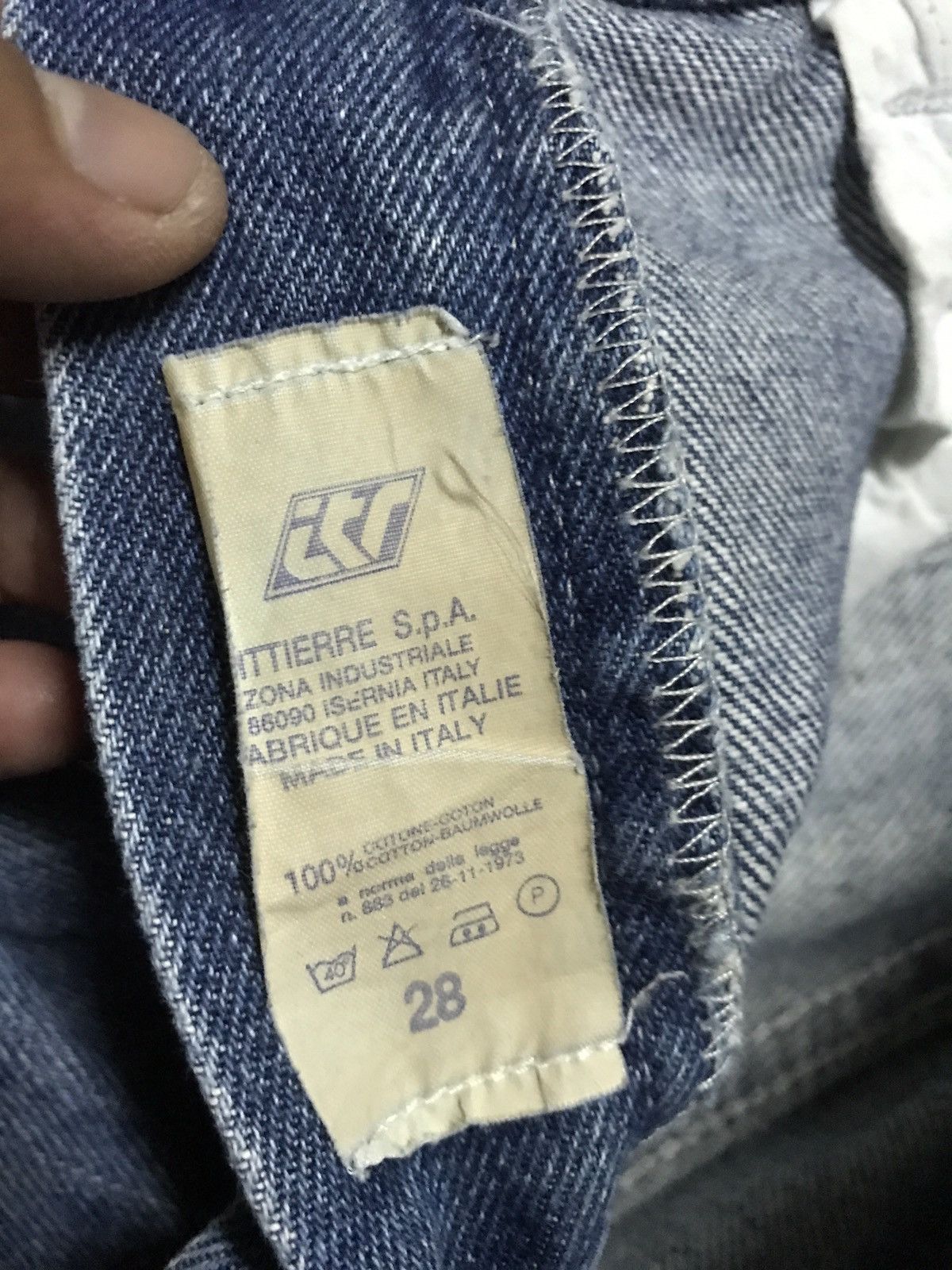 Versace Jeans Couture Versace jeans Couture distress design Size US 28 / EU 44 - 12 Thumbnail