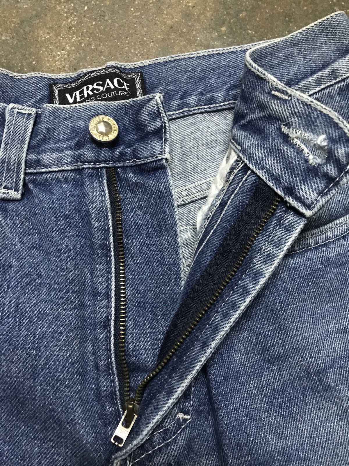 Versace Jeans Couture Versace jeans Couture distress design Size US 28 / EU 44 - 10 Thumbnail