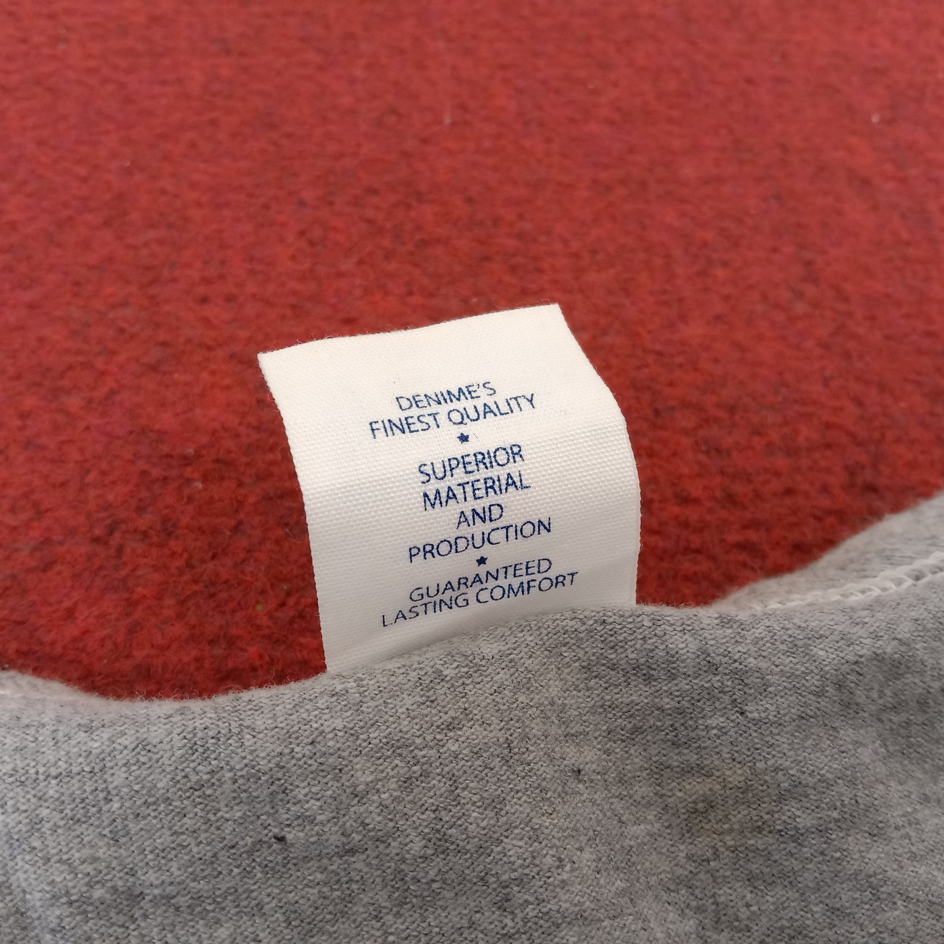 Denime × Japanese Brand × Vintage Denime Japanese Brand Center Design Tshirt Size US L / EU 52-54 / 3 - 6 Thumbnail