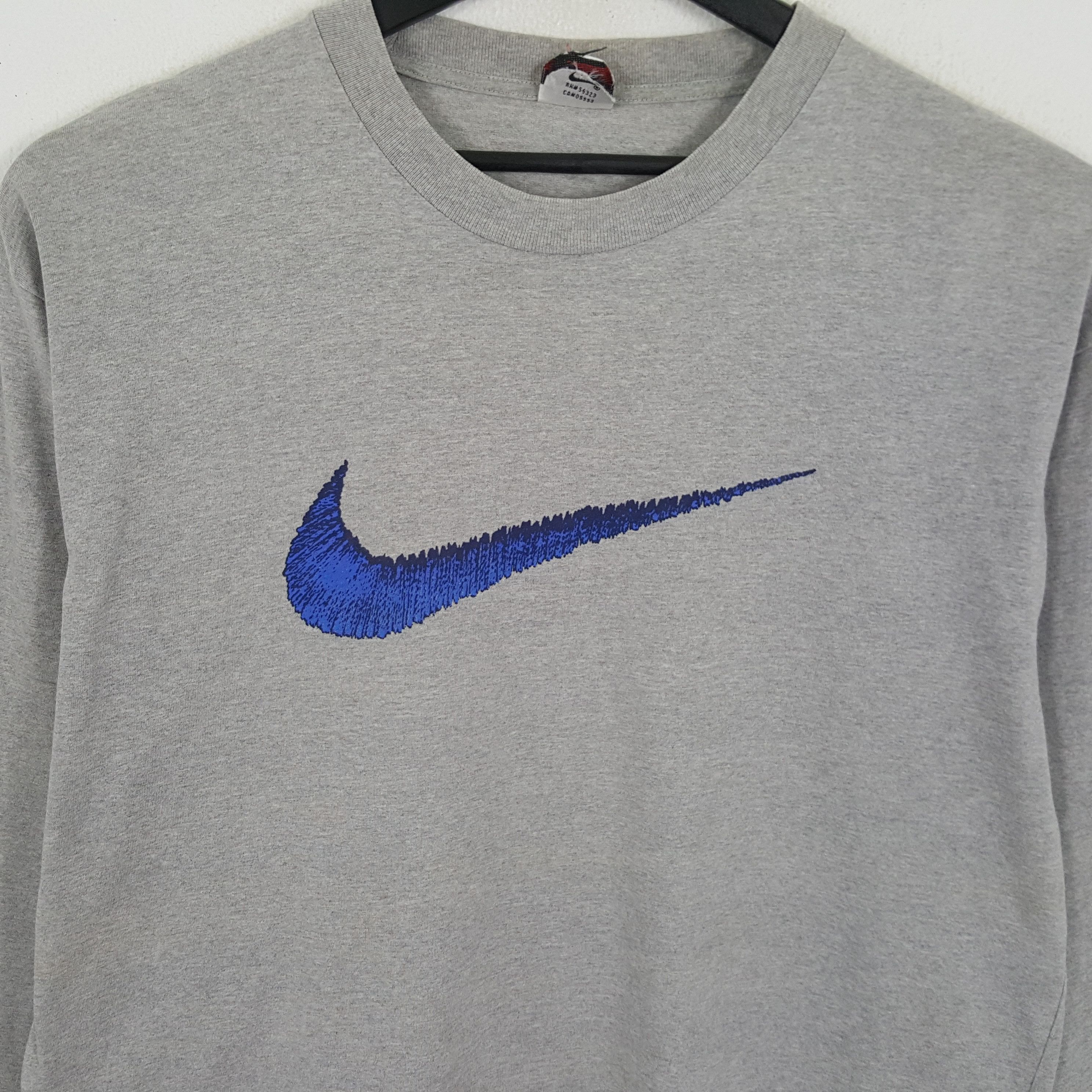 Nike NIKE Streetwear Style Center Logo Design Vintage Tshirt Size US L / EU 52-54 / 3 - 2 Thumbnail