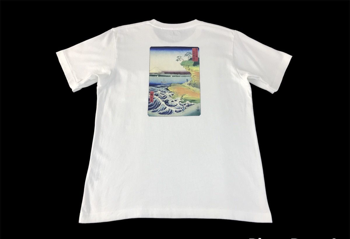 Uniqlo UT X Japanese Brand Singgle Pocket Back Side Art Tee Size US M / EU 48-50 / 2 - 2 Thumbnail
