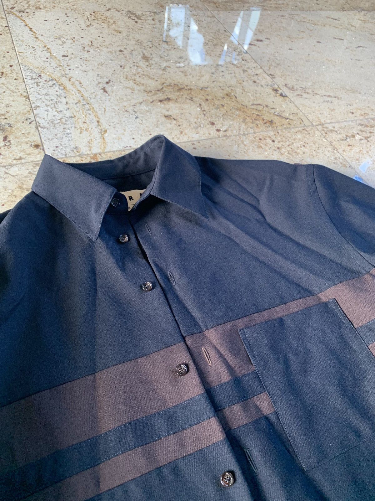 Marni Heavy Black Button Up Shirt With Brown Stripe Size US M / EU 48-50 / 2 - 6 Thumbnail
