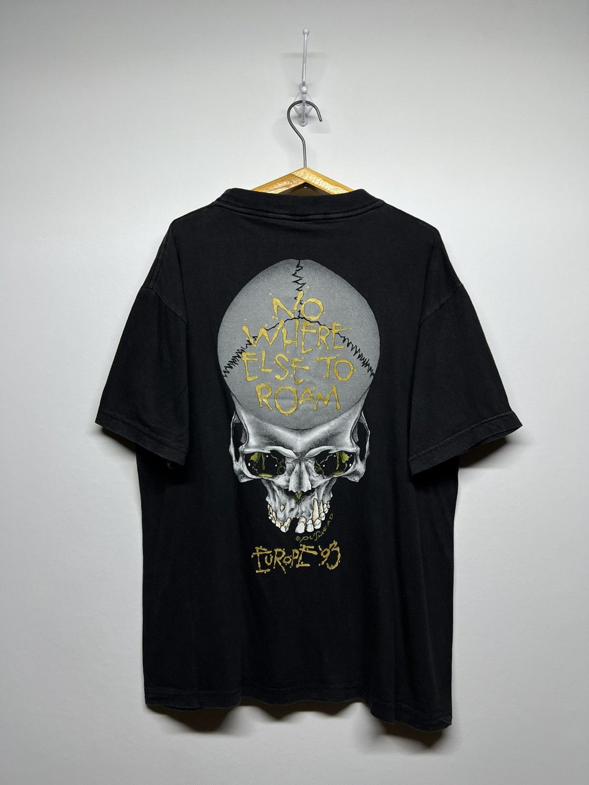 トップス 90'S LLICA NO WHERE ELSE TO ROAM 90's Vintage Metallica 'Nowhere Else To Roam Tour' Tee | grico vintage