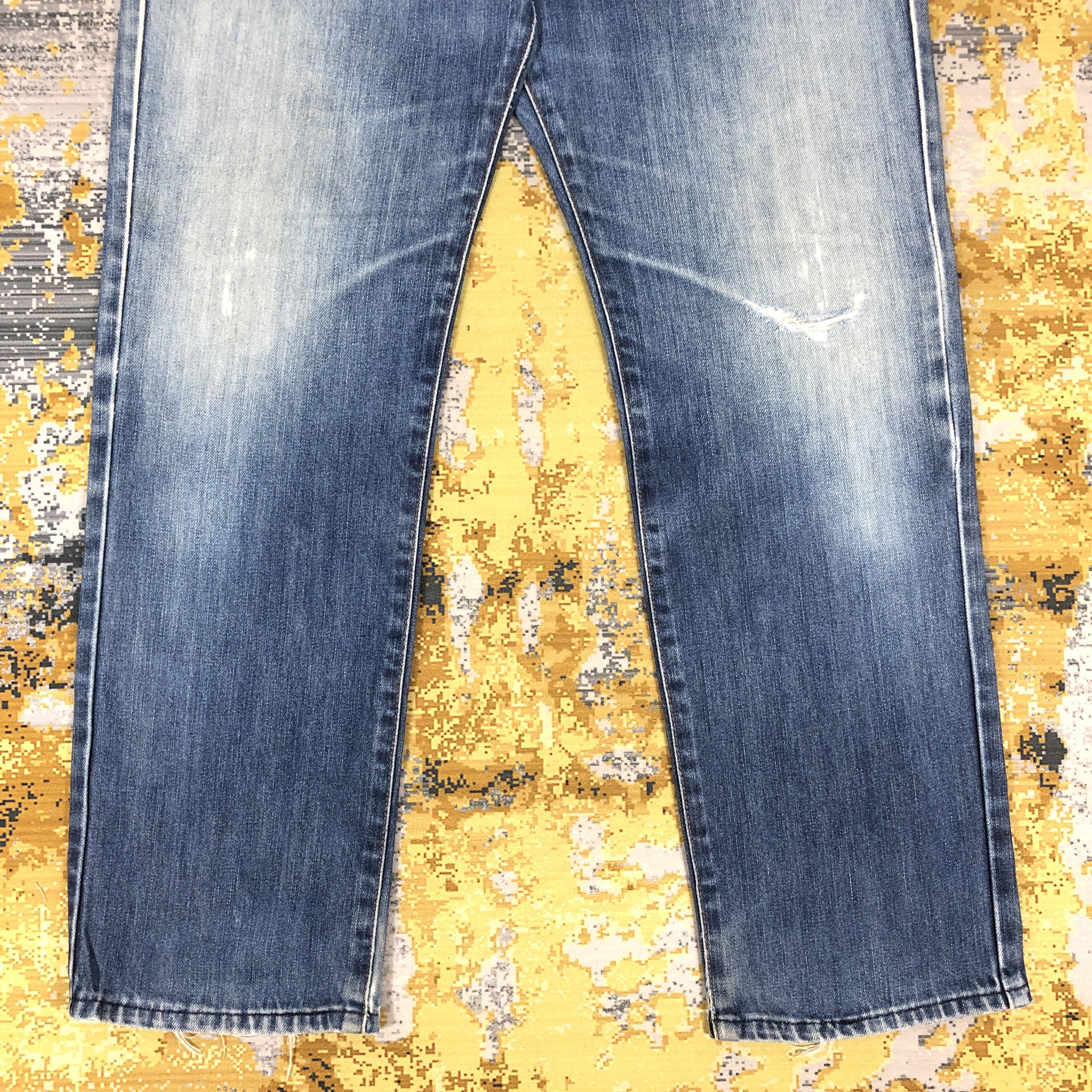 Edwin × Vintage Vintage Edwin 403 Jeans Light Blue Wash Denim 32 x 29 Size US 32 / EU 48 - 6 Thumbnail